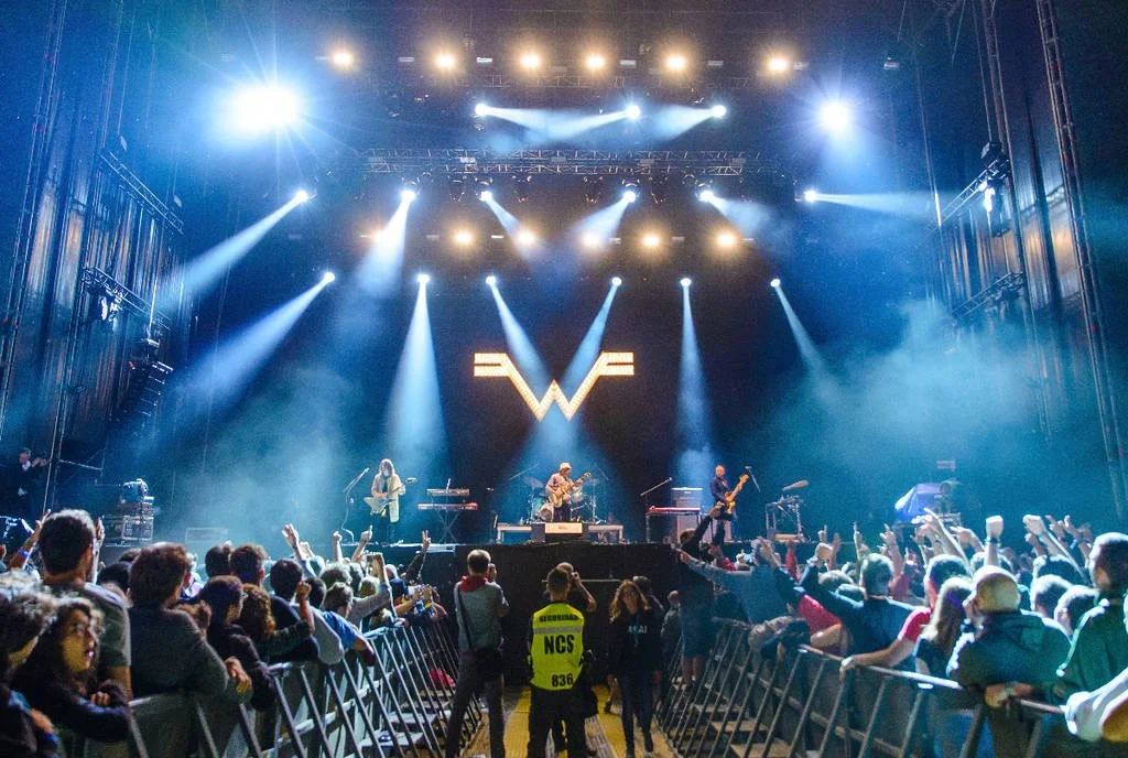 Concert Review: Weezer at Toyota Center