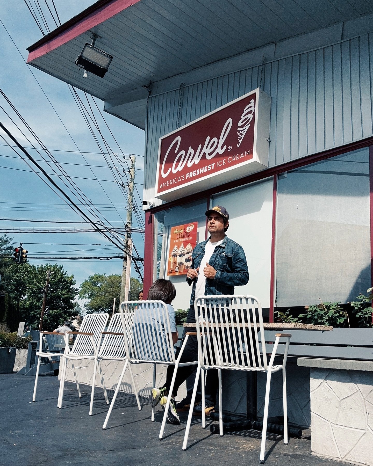 Keep traditions alive. Been going to this Carvel location since I was kindergartener. Halstead Ave & N. Barry Ave. in Mamaroneck NY
Now I get to share the sweetness with my son
@carvelicecream