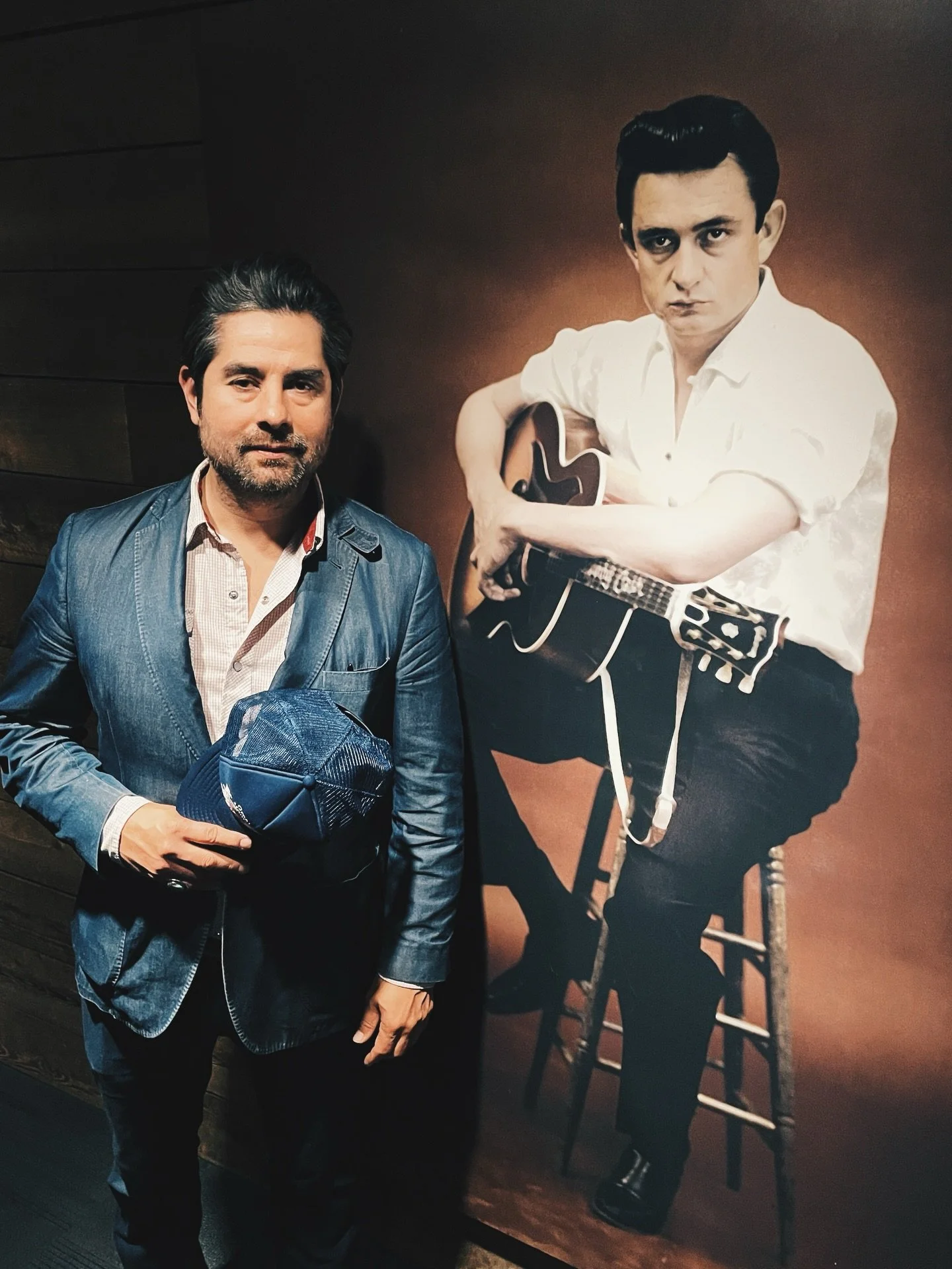 Man in Black would be 94 years today. Happy Heaven Birthday Mr. Cash!
-Tonight, sing clap along to Cash songs played live in Riverdale @anbealbochtbx 8pm Smoky O solo acoustic w guests Kevin and Adam 
-April 18th, see Smoky O w full band play two wil