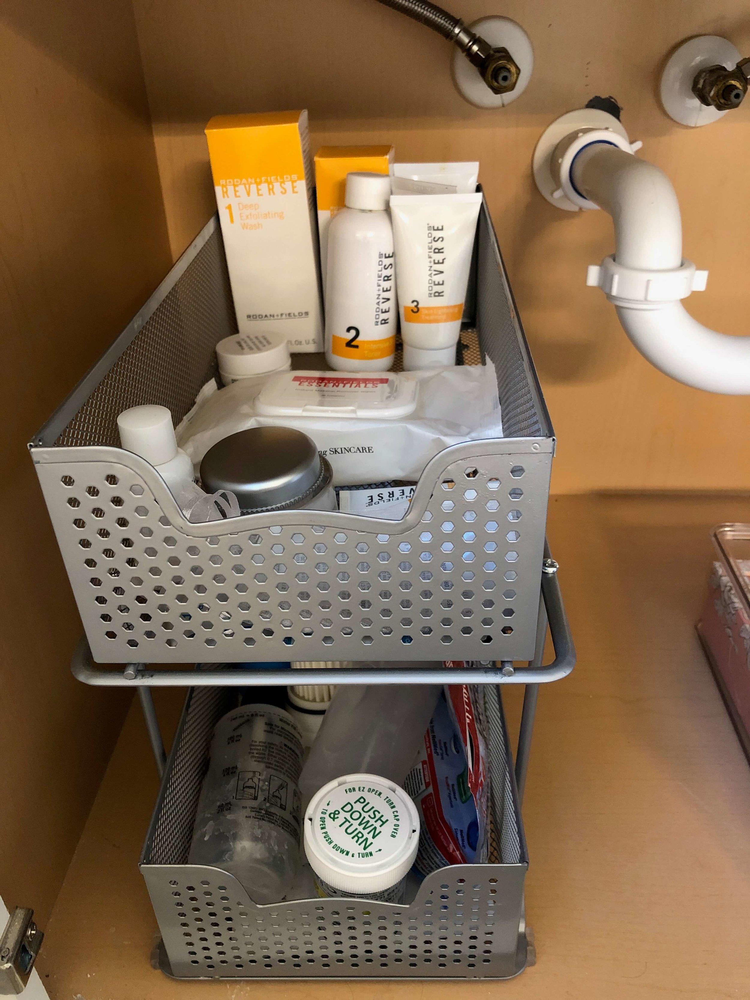 Chaos Organizing Bathroom Organization