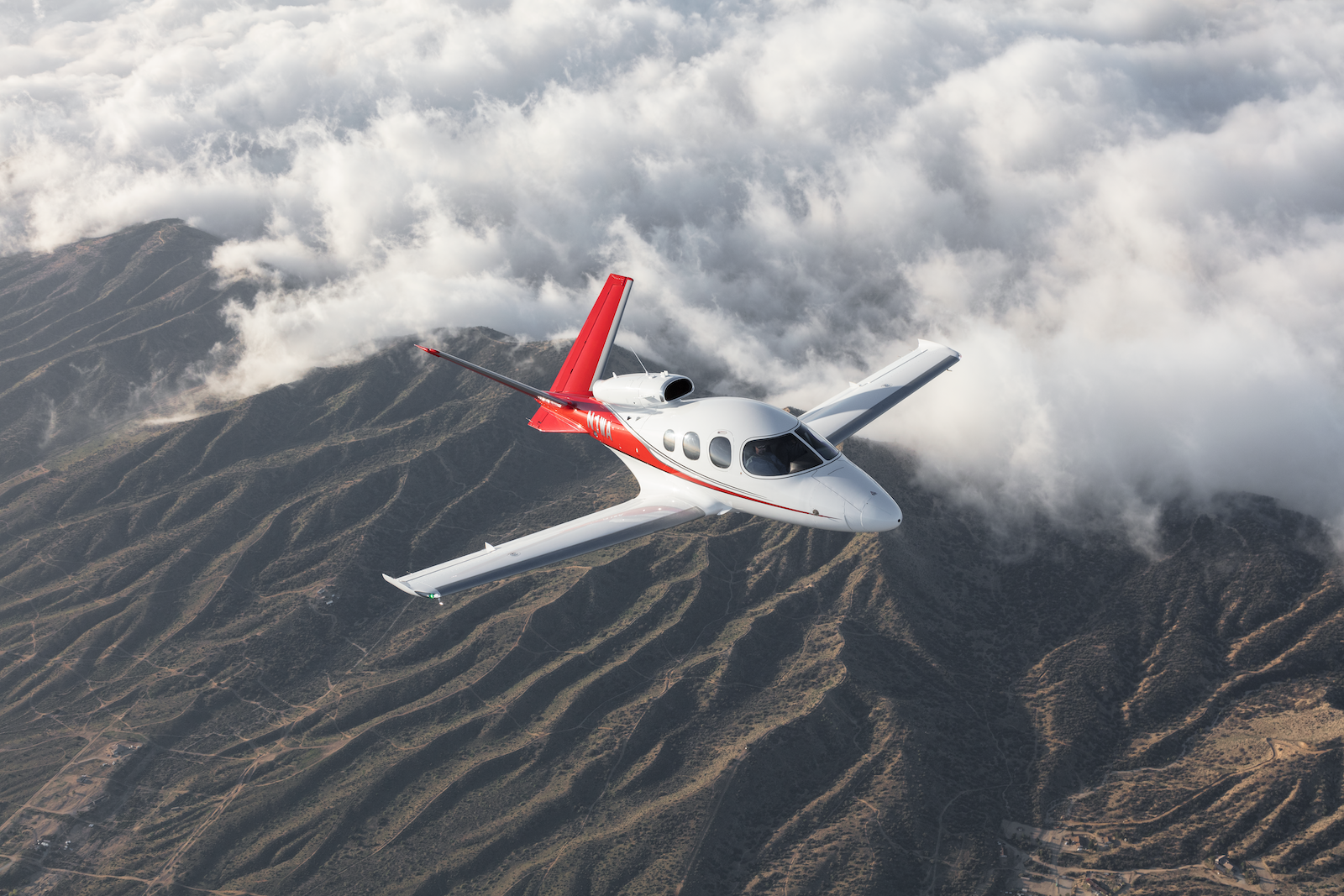 Air to Air - Red & White Wide.png