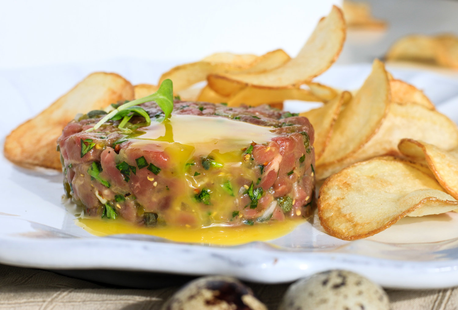 Steak+tartare+with+homemade+potato+chips.jpg