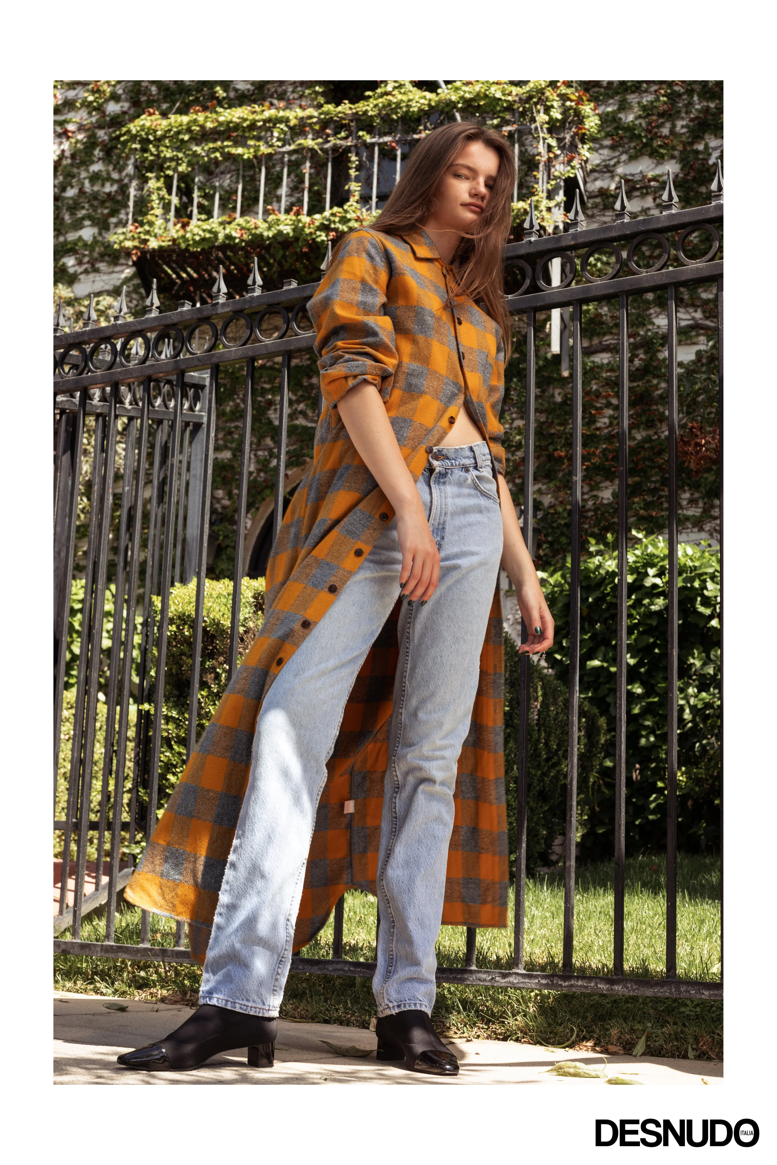 top BASIC TERRAIN , jeans LEVI’S , scarpe ZARA