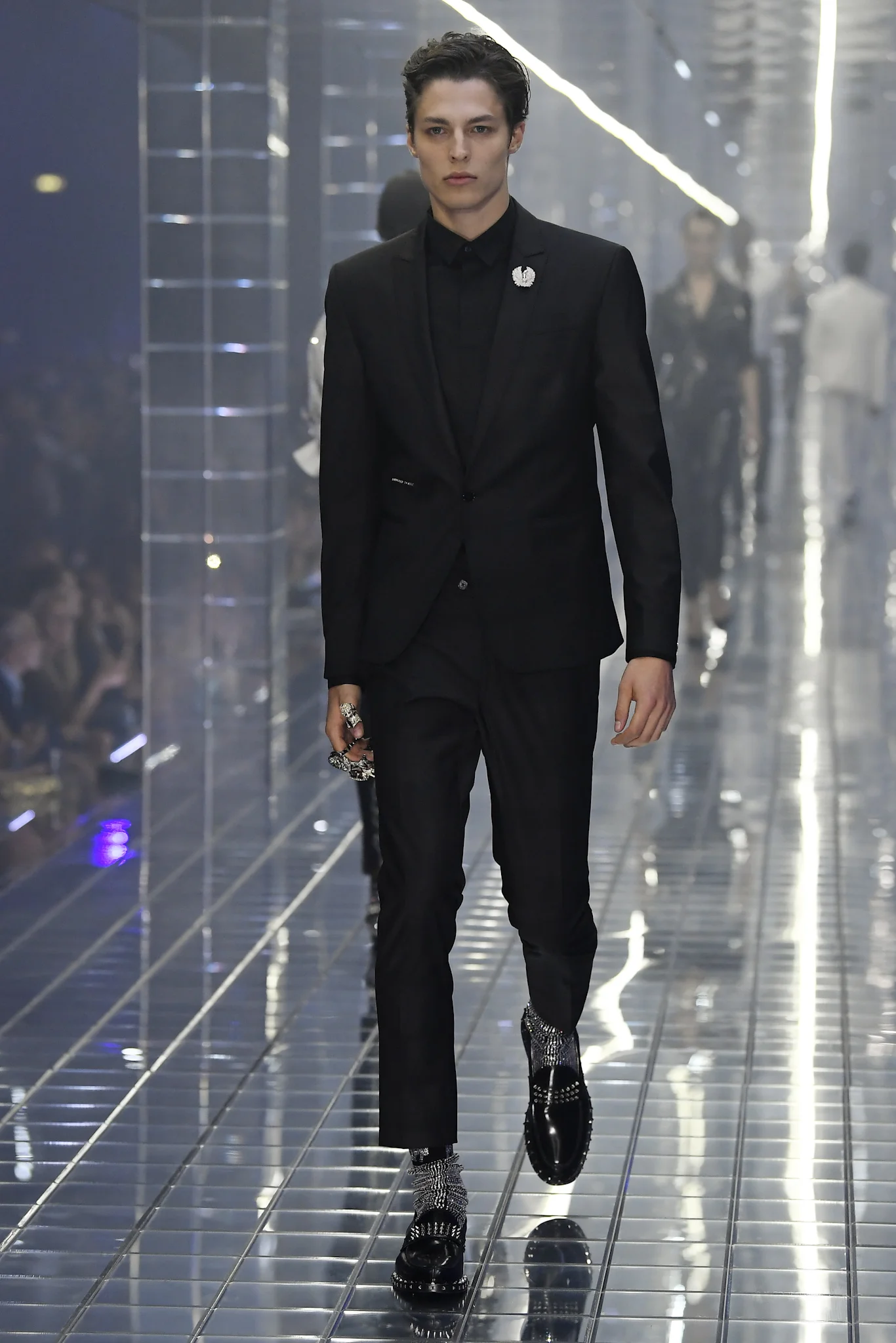 philipp-plein-spring-2019-milan-fashion-week-collection035.jpg