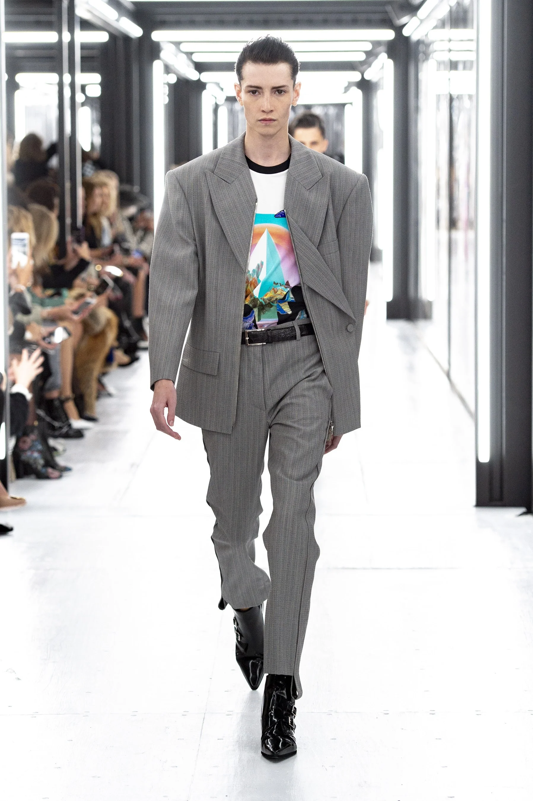 vuitton-rs19-0355.jpg