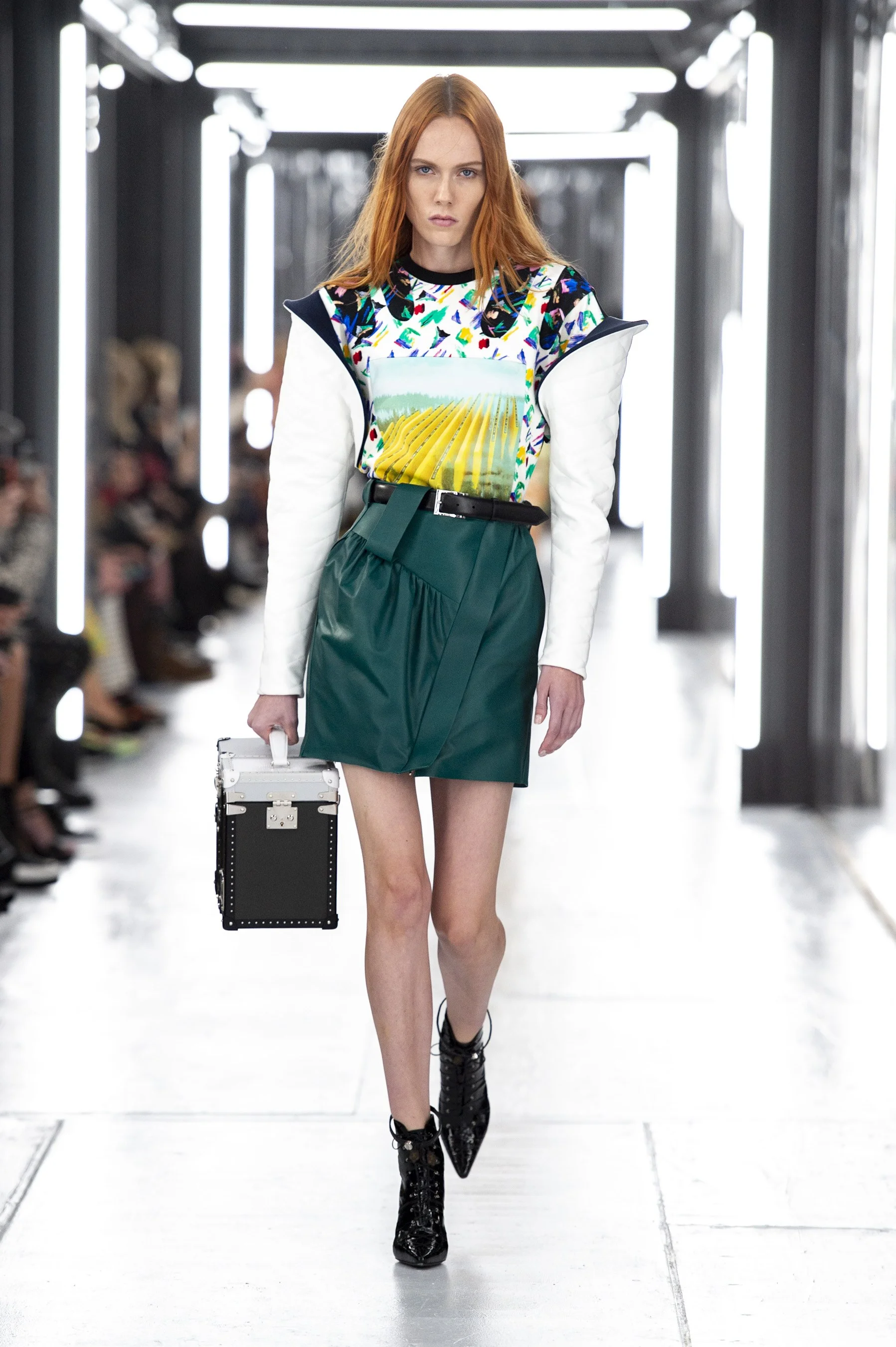 vuitton-rs19-0823.jpg