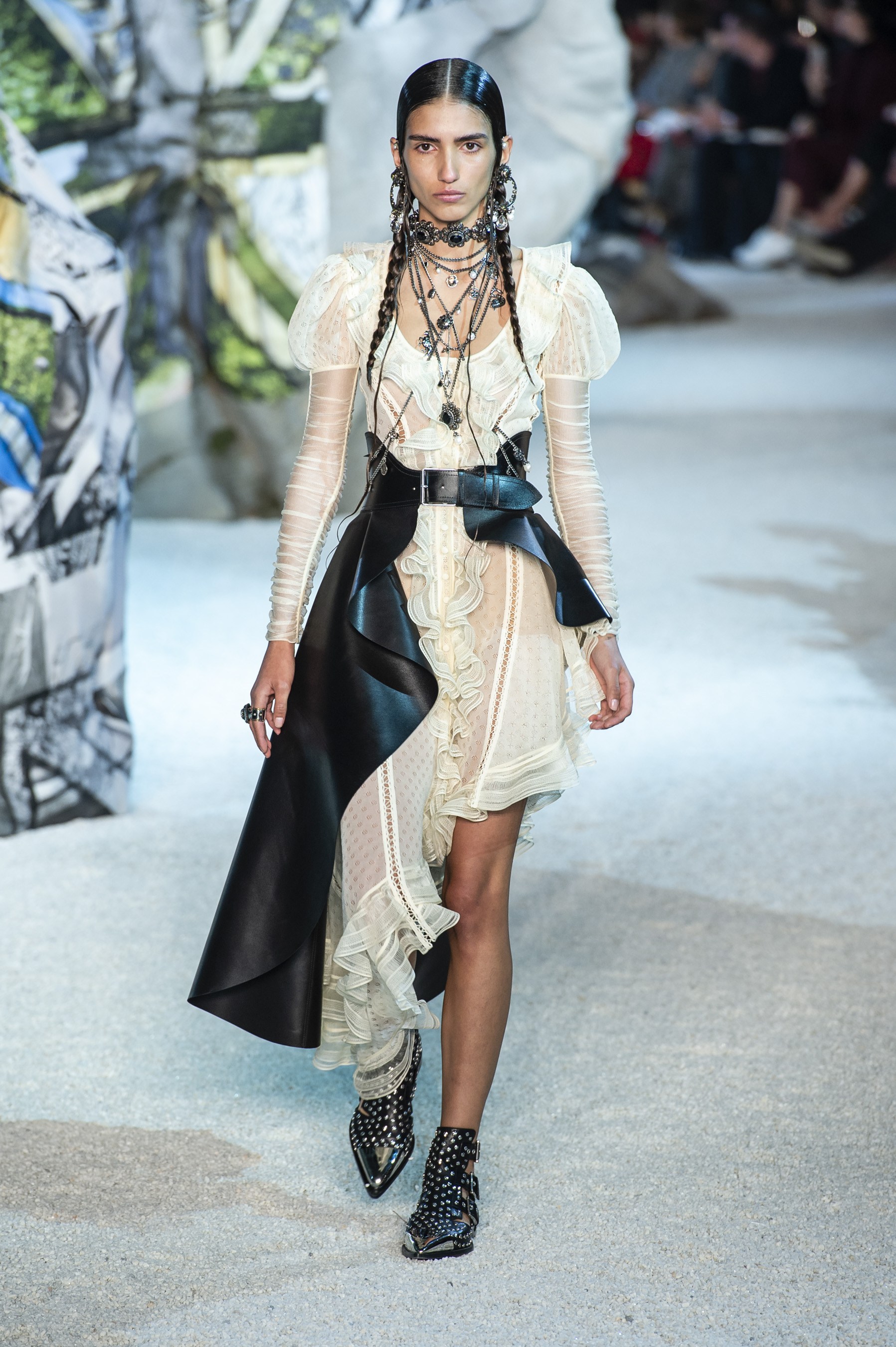 mcqueen-rs19-0012.jpg