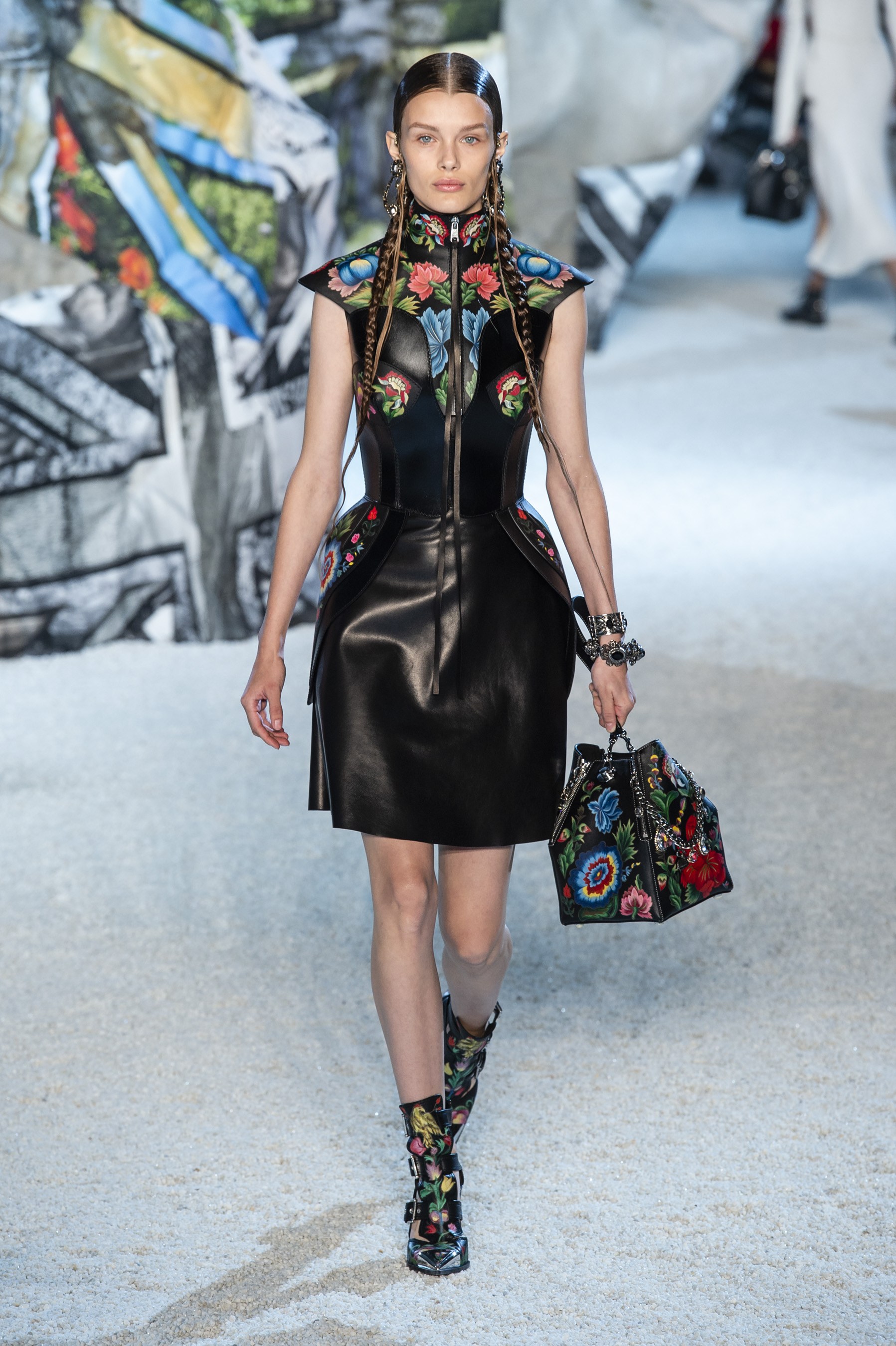 mcqueen-rs19-0170.jpg