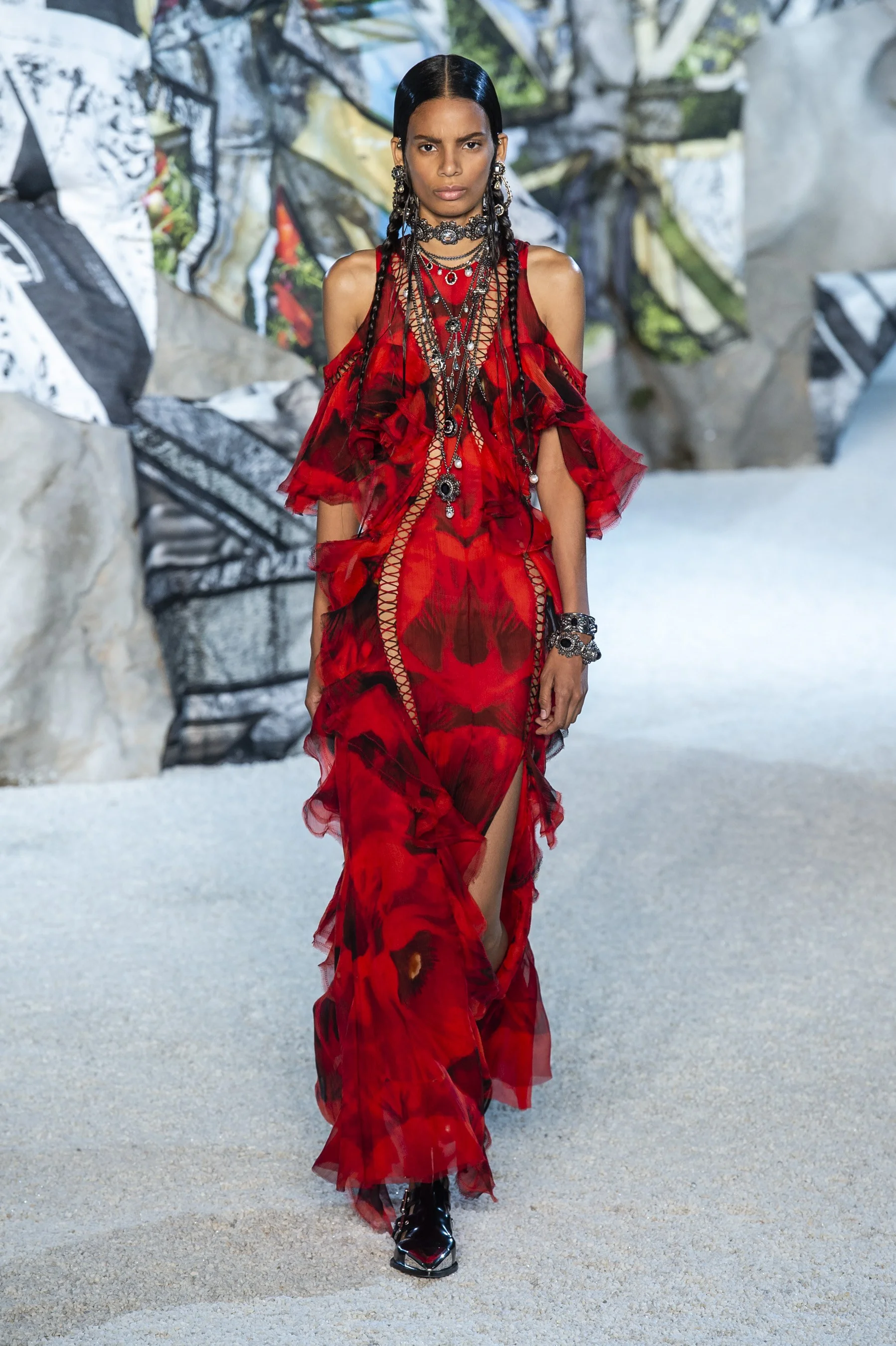 mcqueen-rs19-0301.jpg