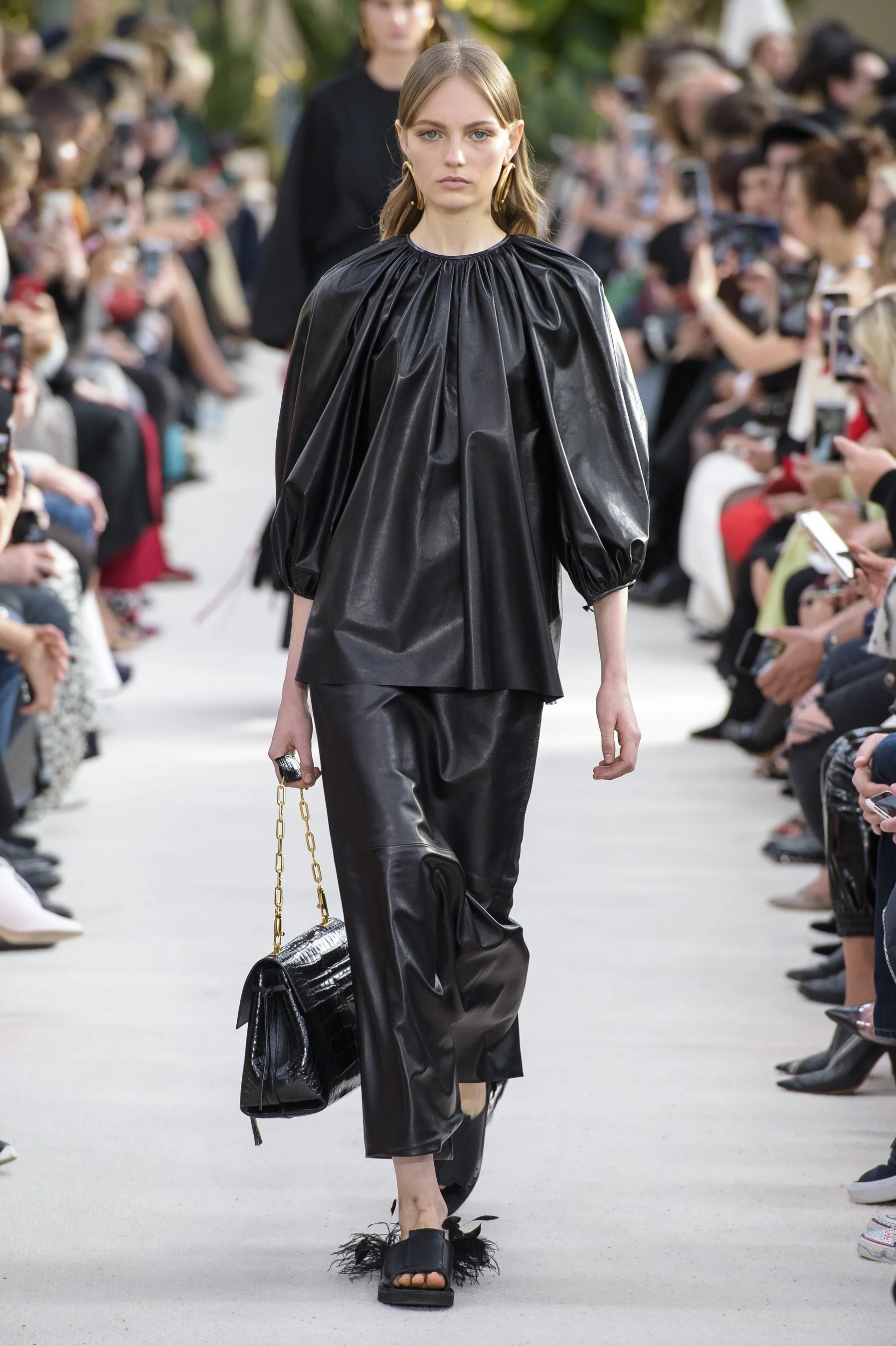 valentino-rs19-0096.jpg