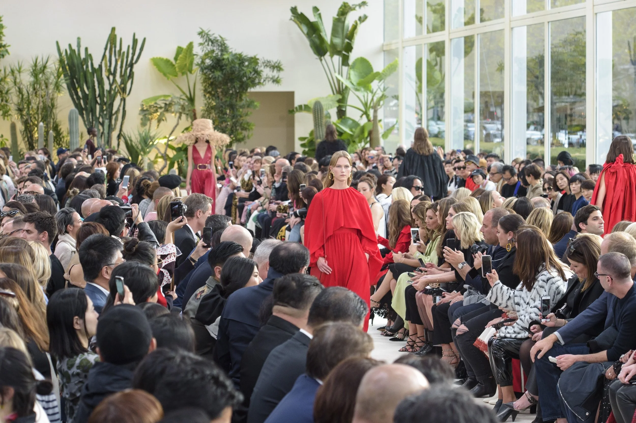 valentino-rs19-2316.jpg