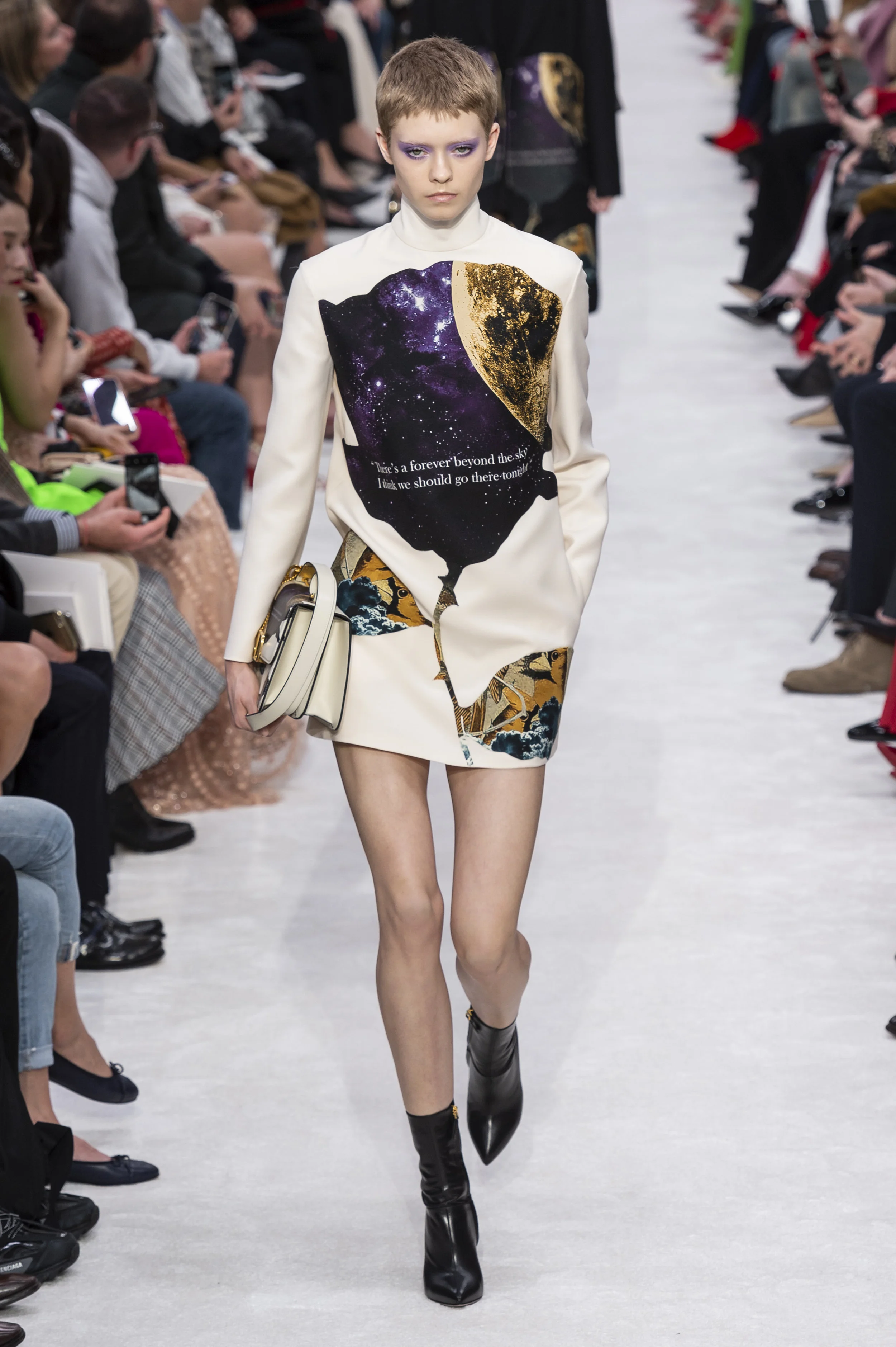Valentino RF19 0221.jpg
