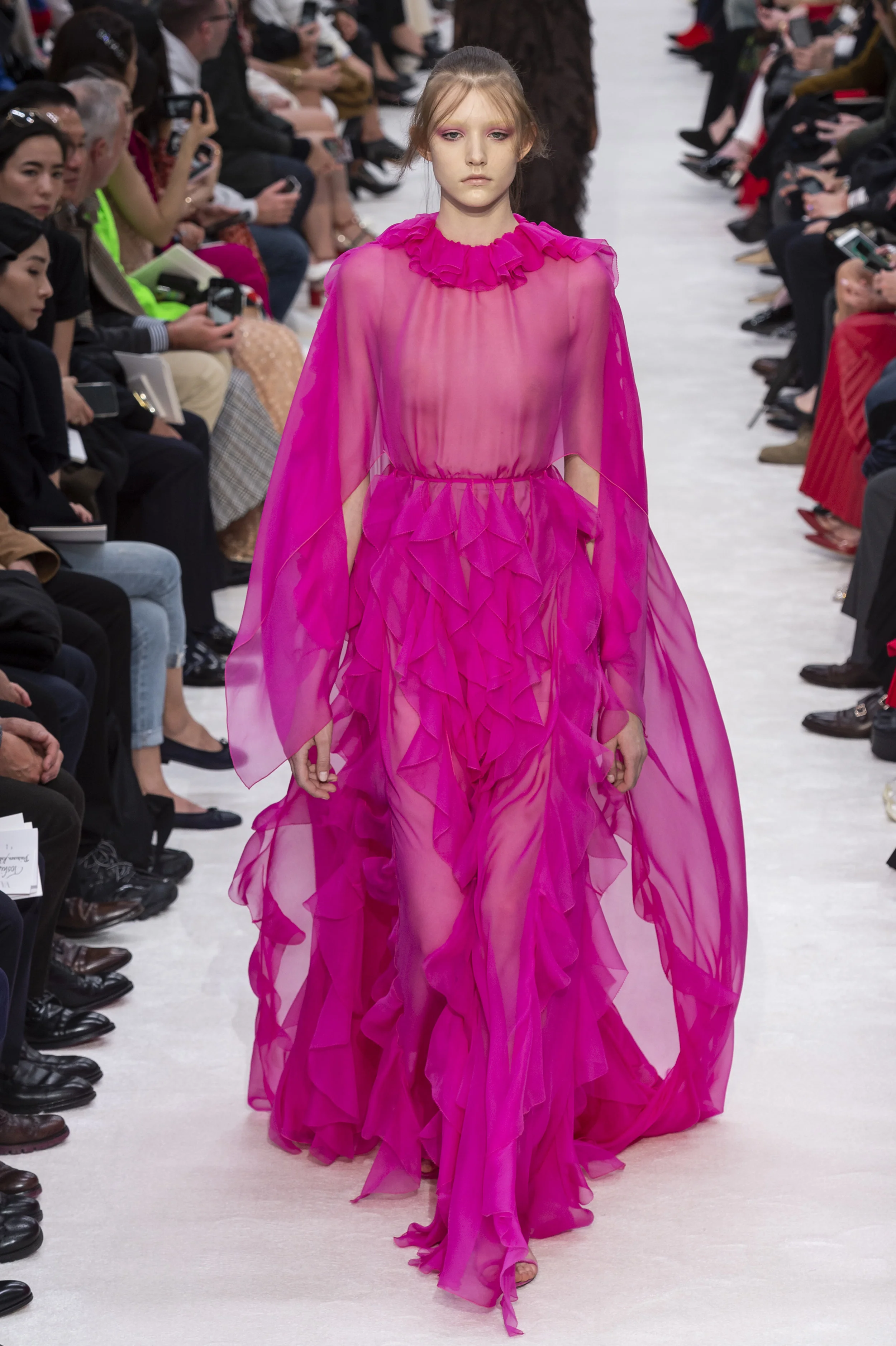 Valentino RF19 0902.jpg
