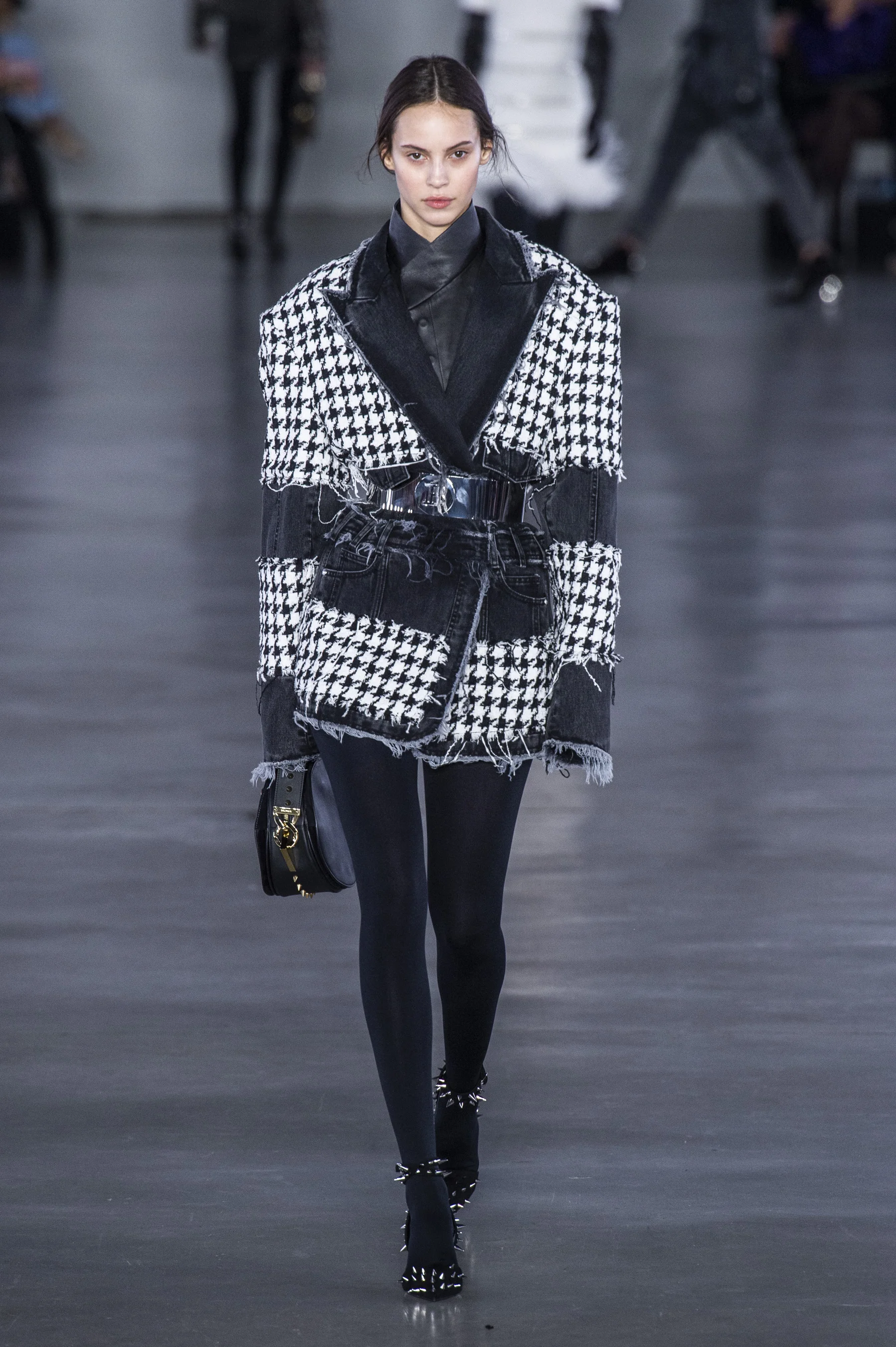 Balmain RF19 0131.jpg
