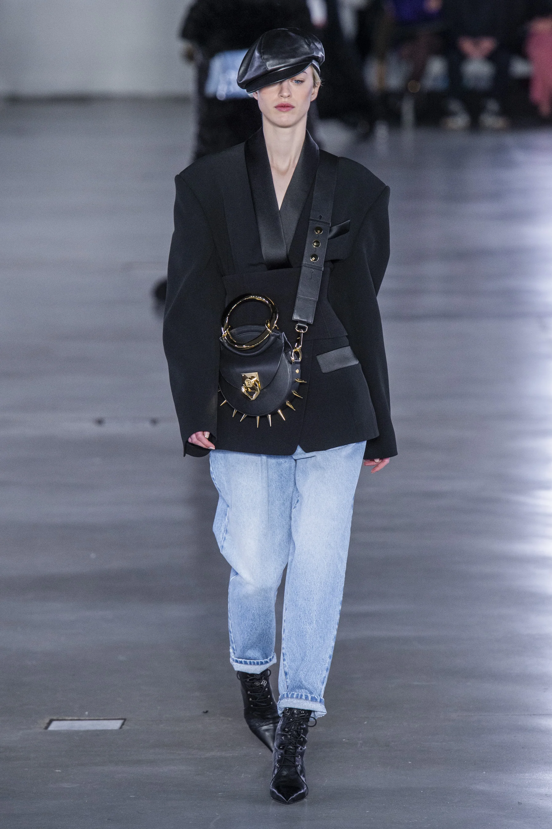 Balmain RF19 0319.jpg