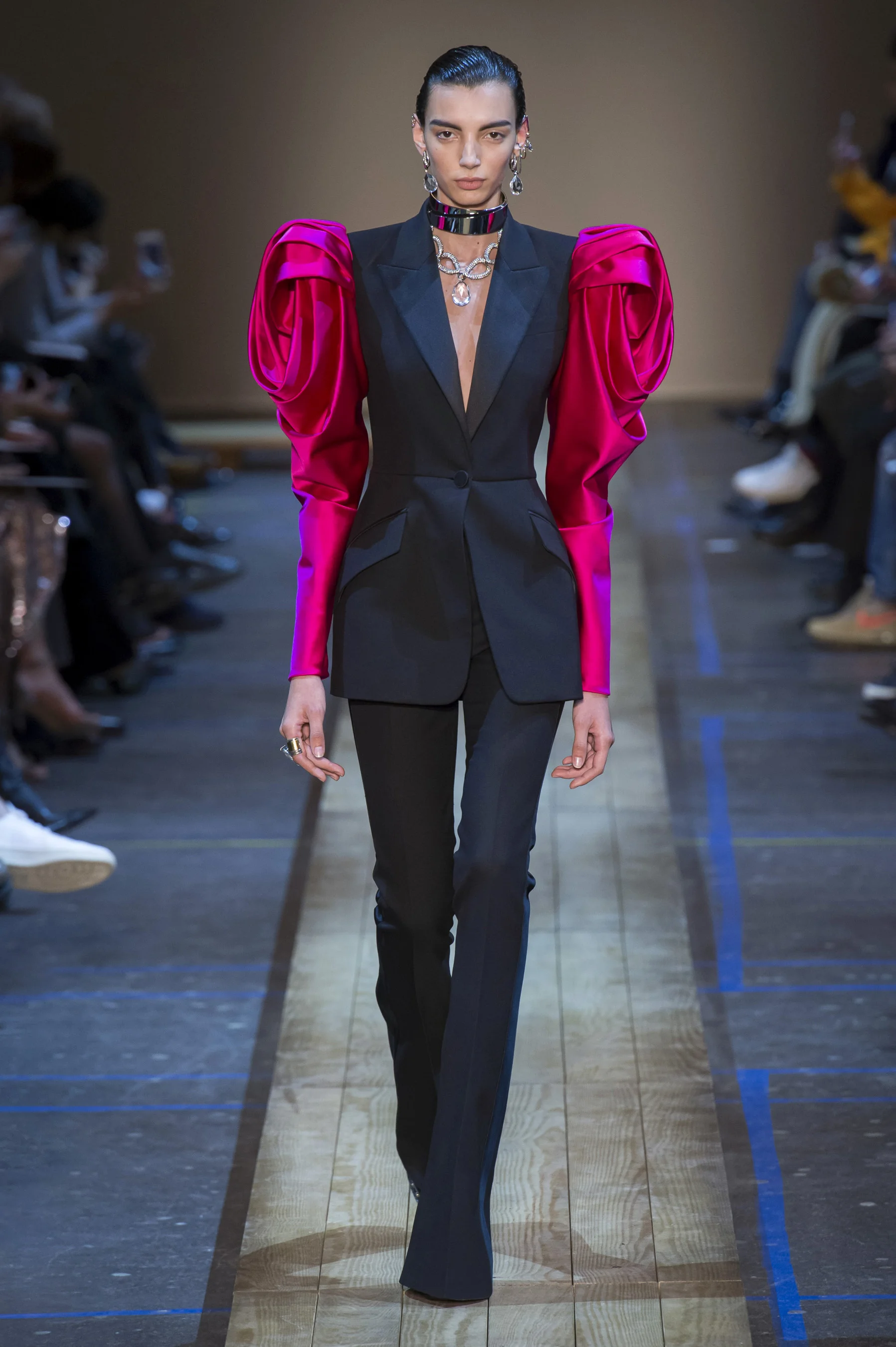 McQueen RF19 5010.jpg