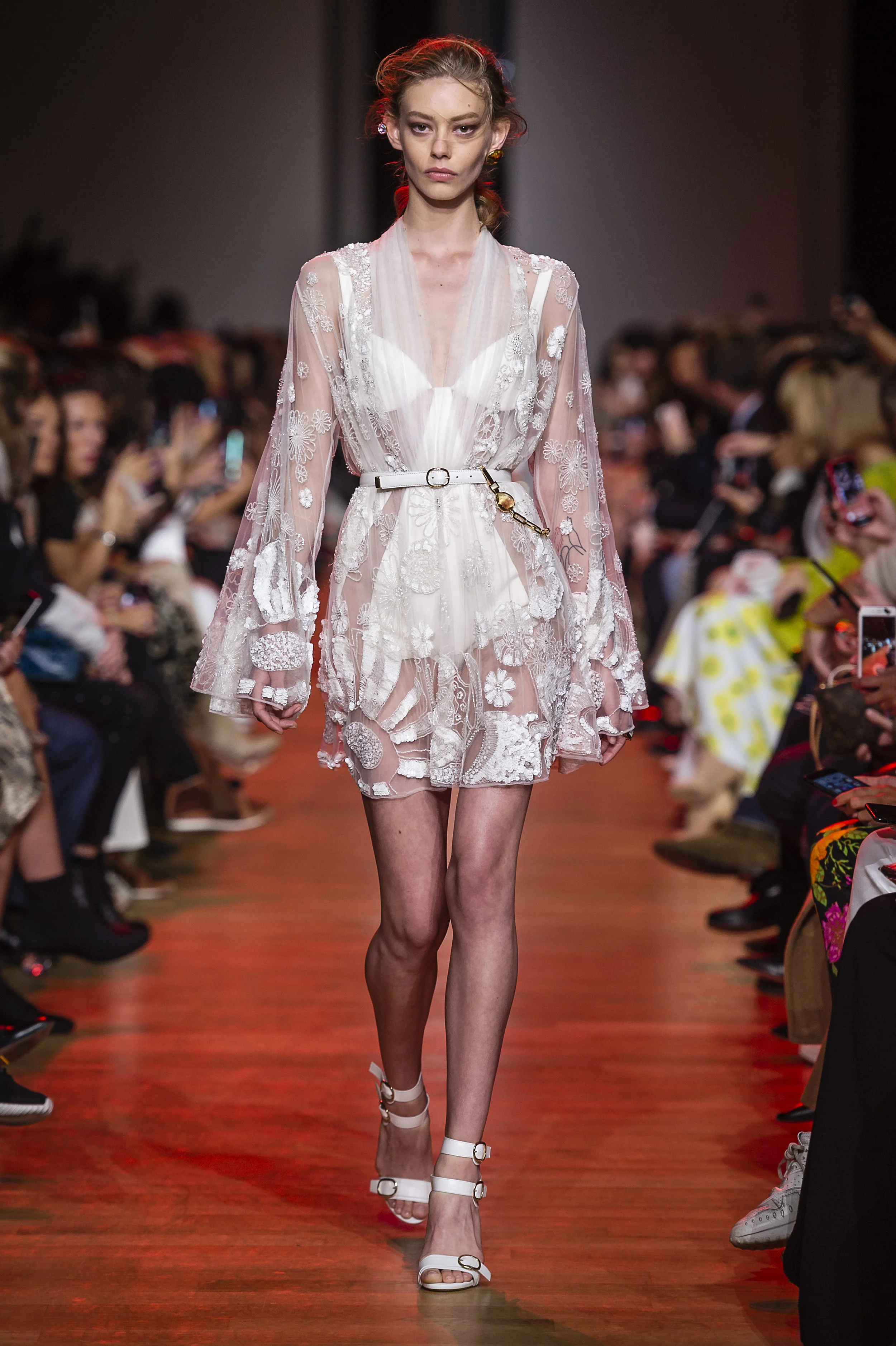 Elie Saab S19 004.jpg