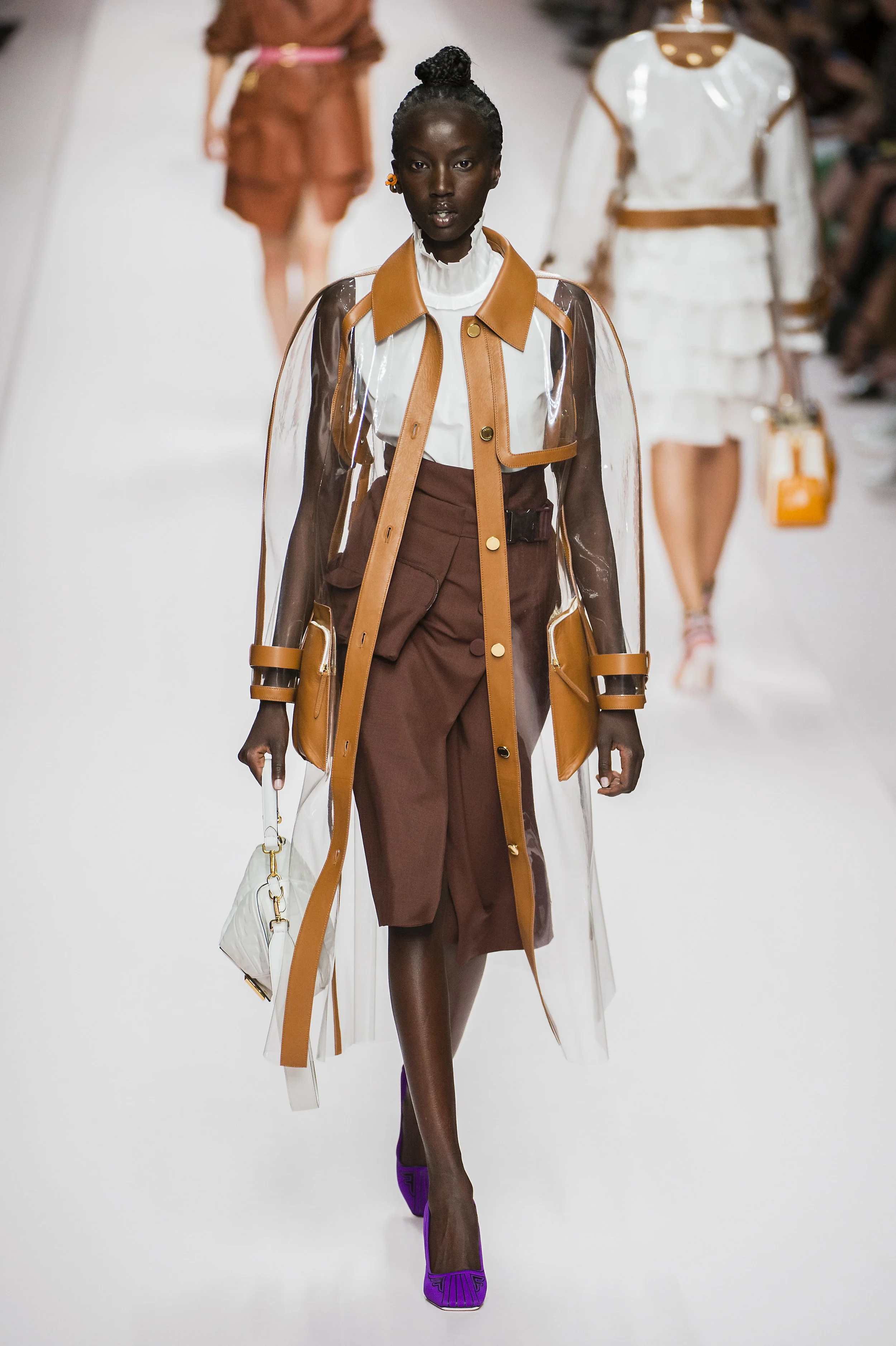 Fendi S19 009.jpg