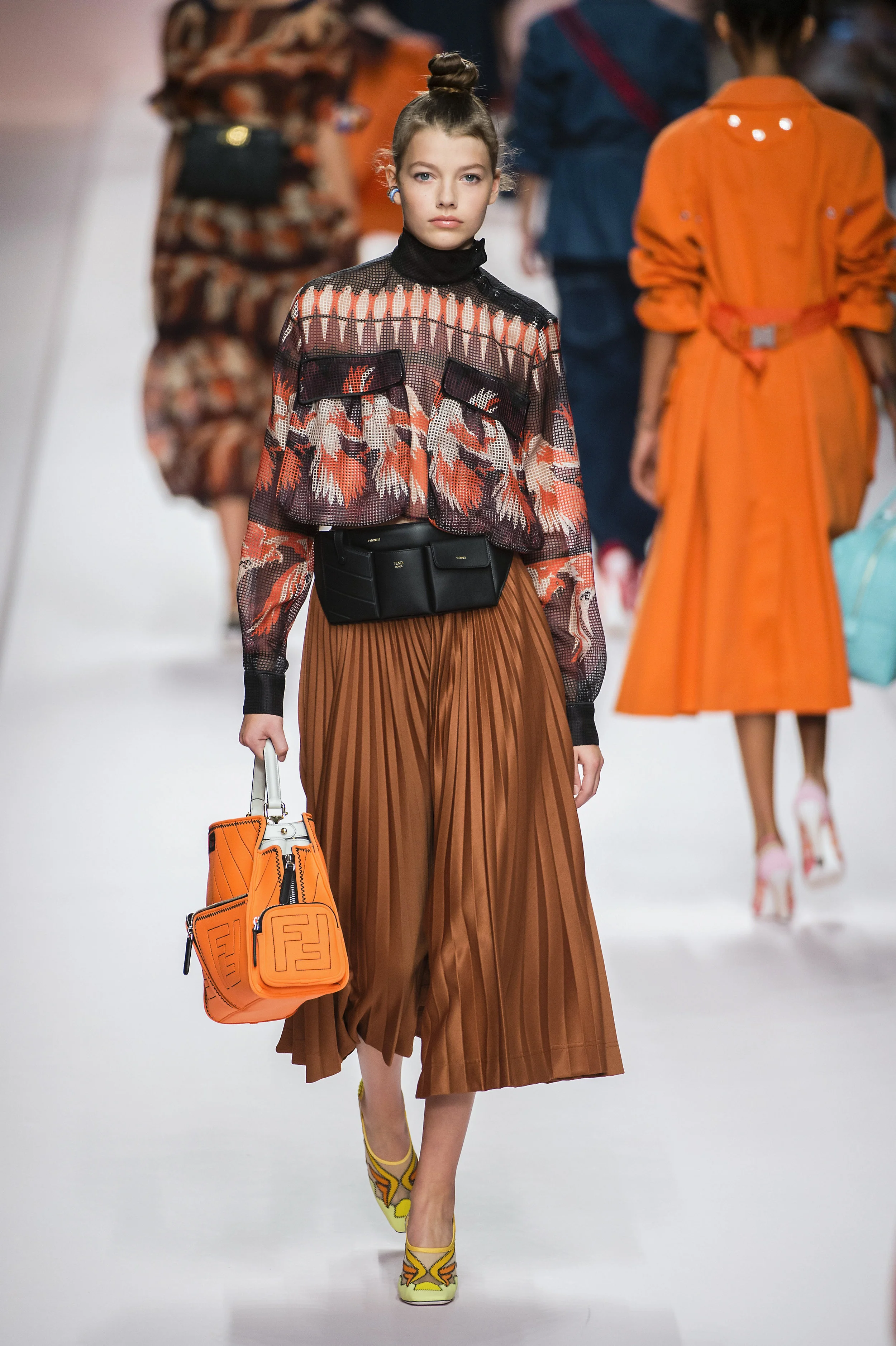 Fendi S19 056.jpg