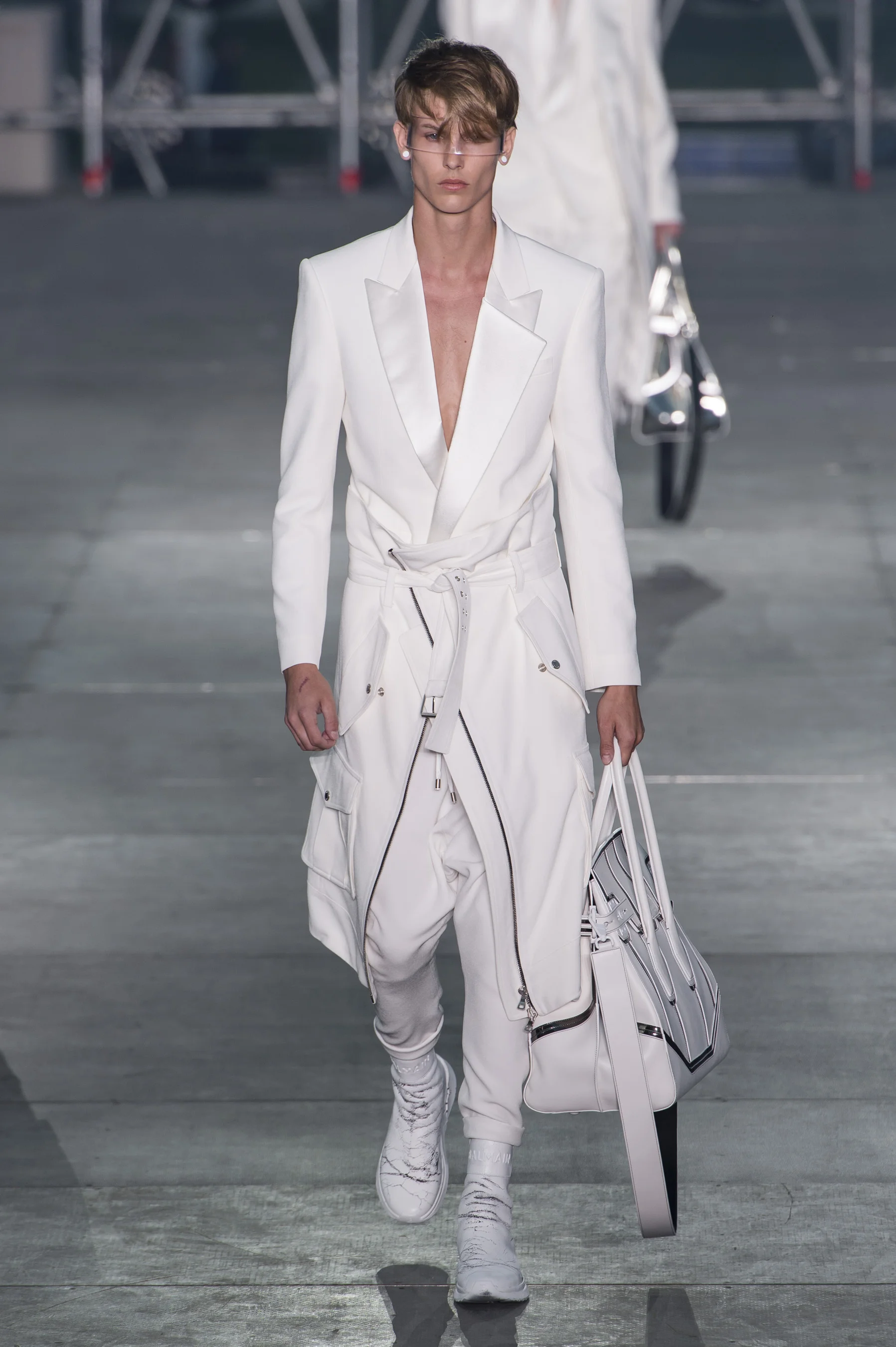 Balmain m RS20 2516.jpg