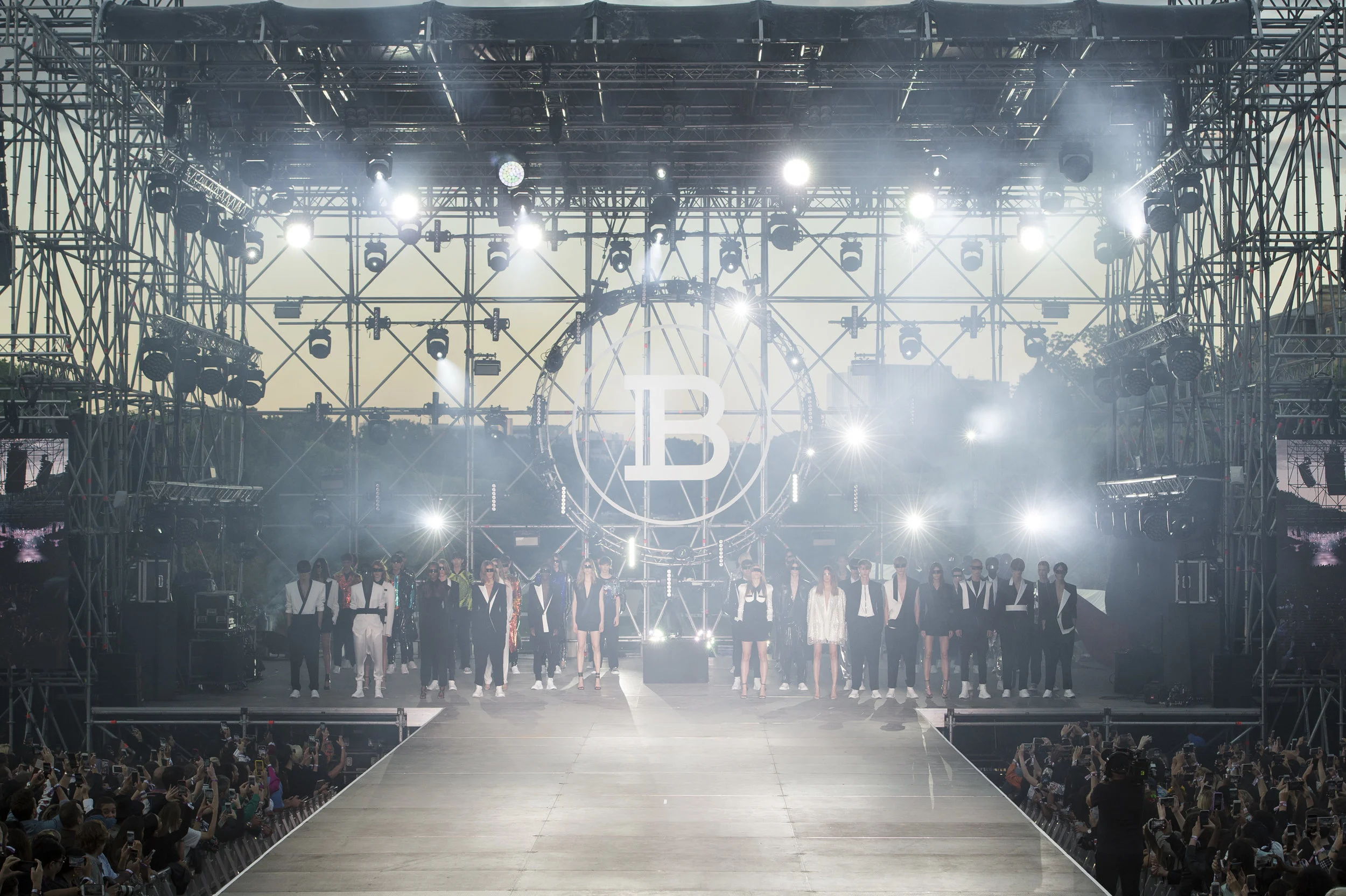 Balmain m RS20 3585.jpg