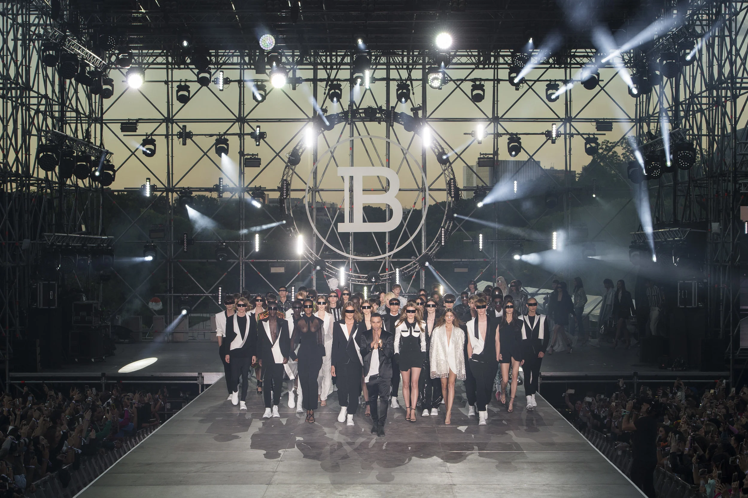 Balmain m RS20 3622.jpg