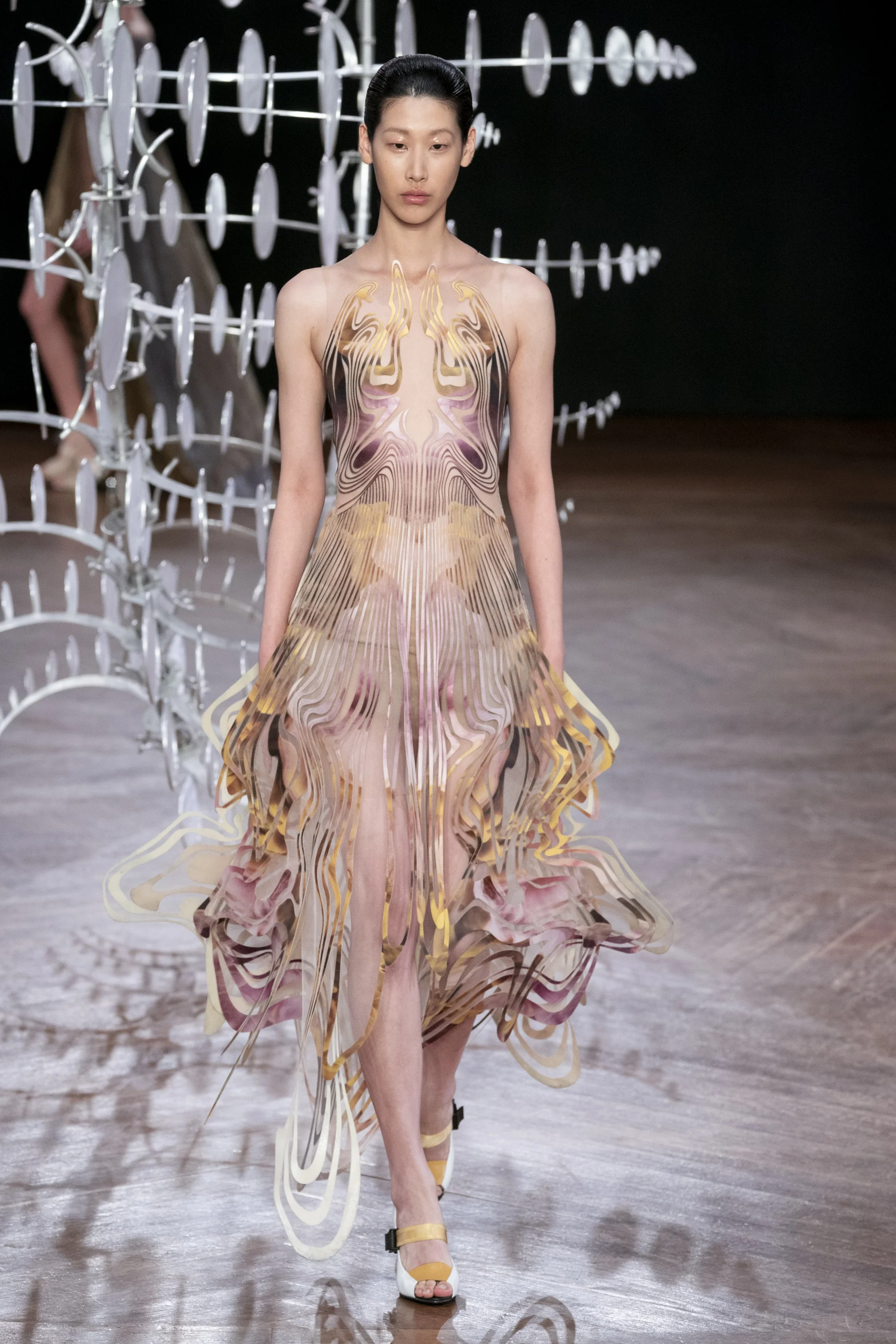Van Herpen HC RF19 1262.jpg