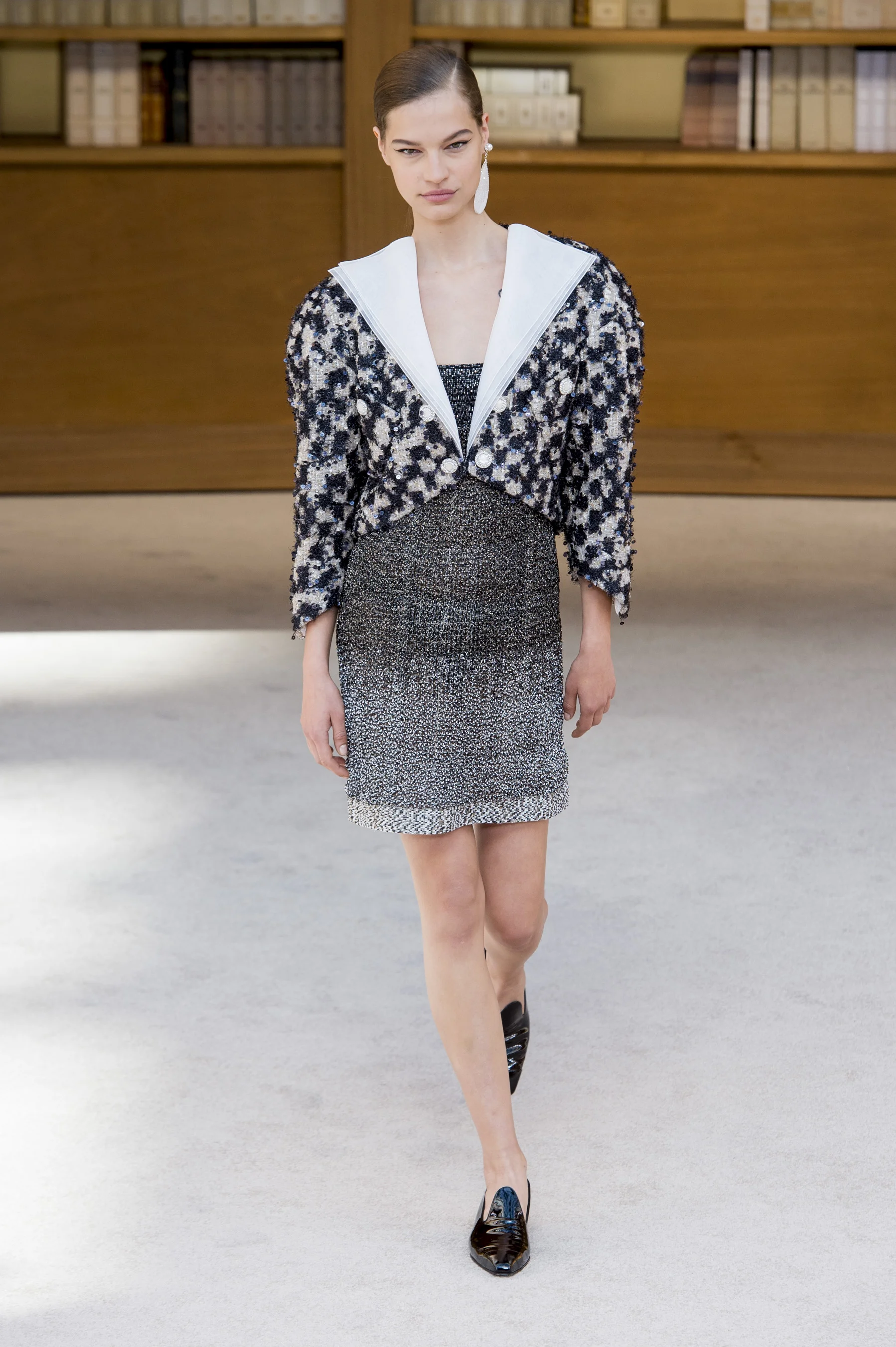 Chanel HC RF19 3431.jpg
