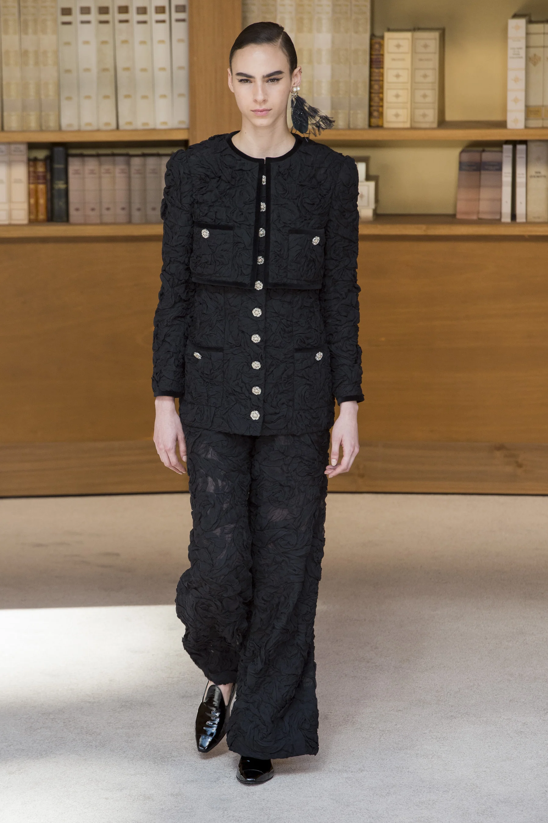 Chanel HC RF19 3559.jpg