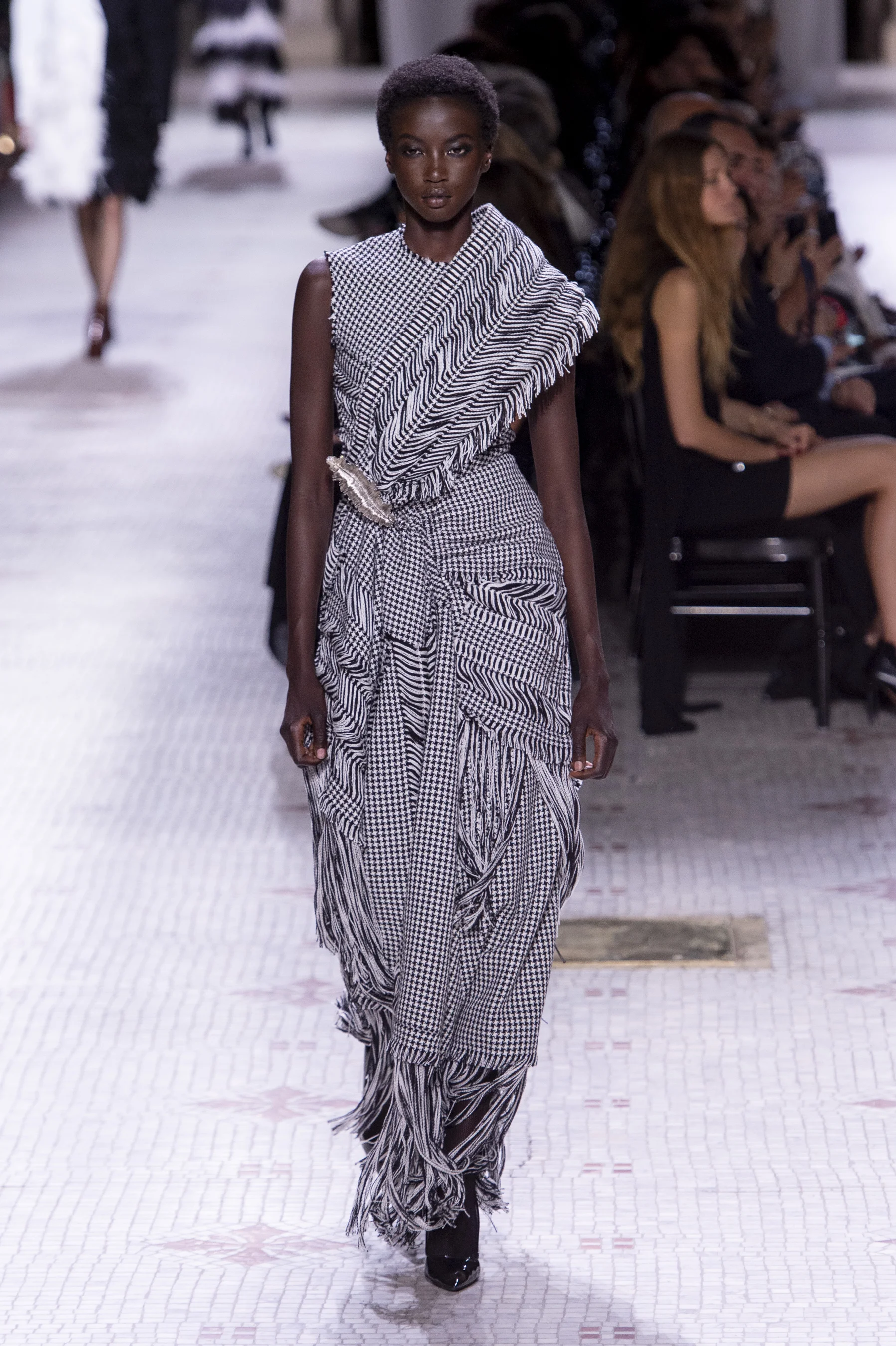 Givenchy HC RF19 1080.jpg