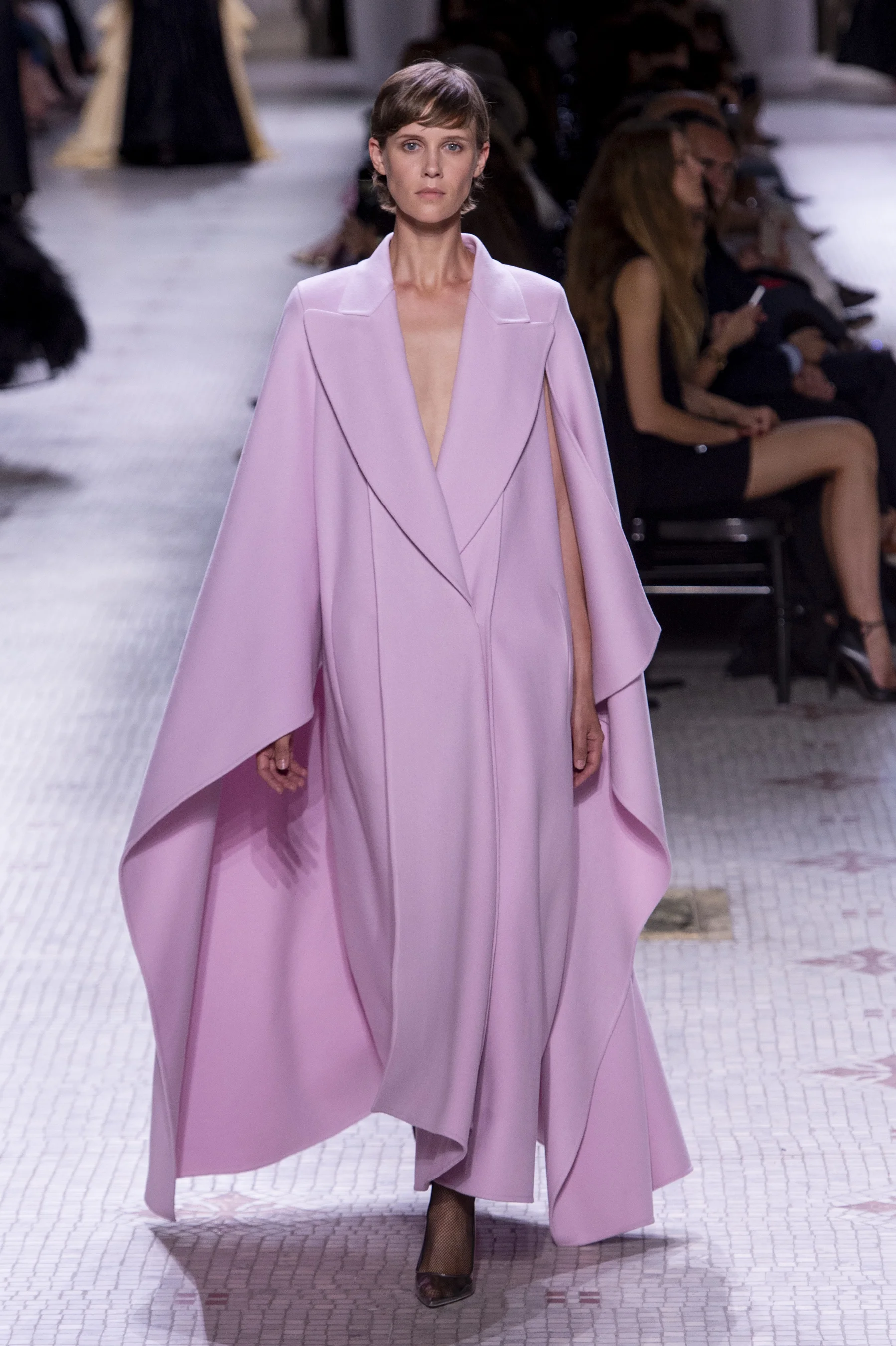 Givenchy HC RF19 1291.jpg