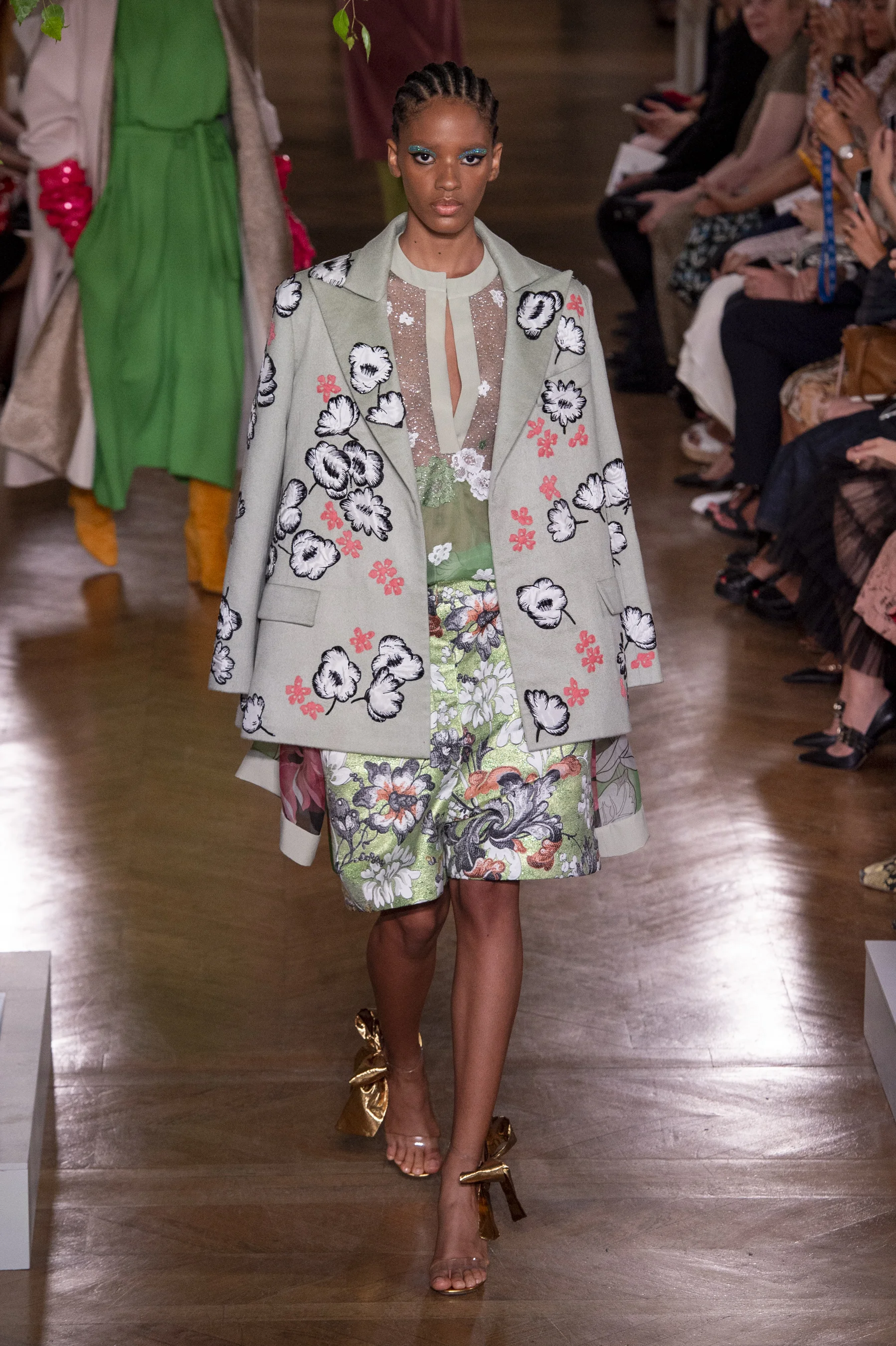 Valentino HC RF19 3419.jpg