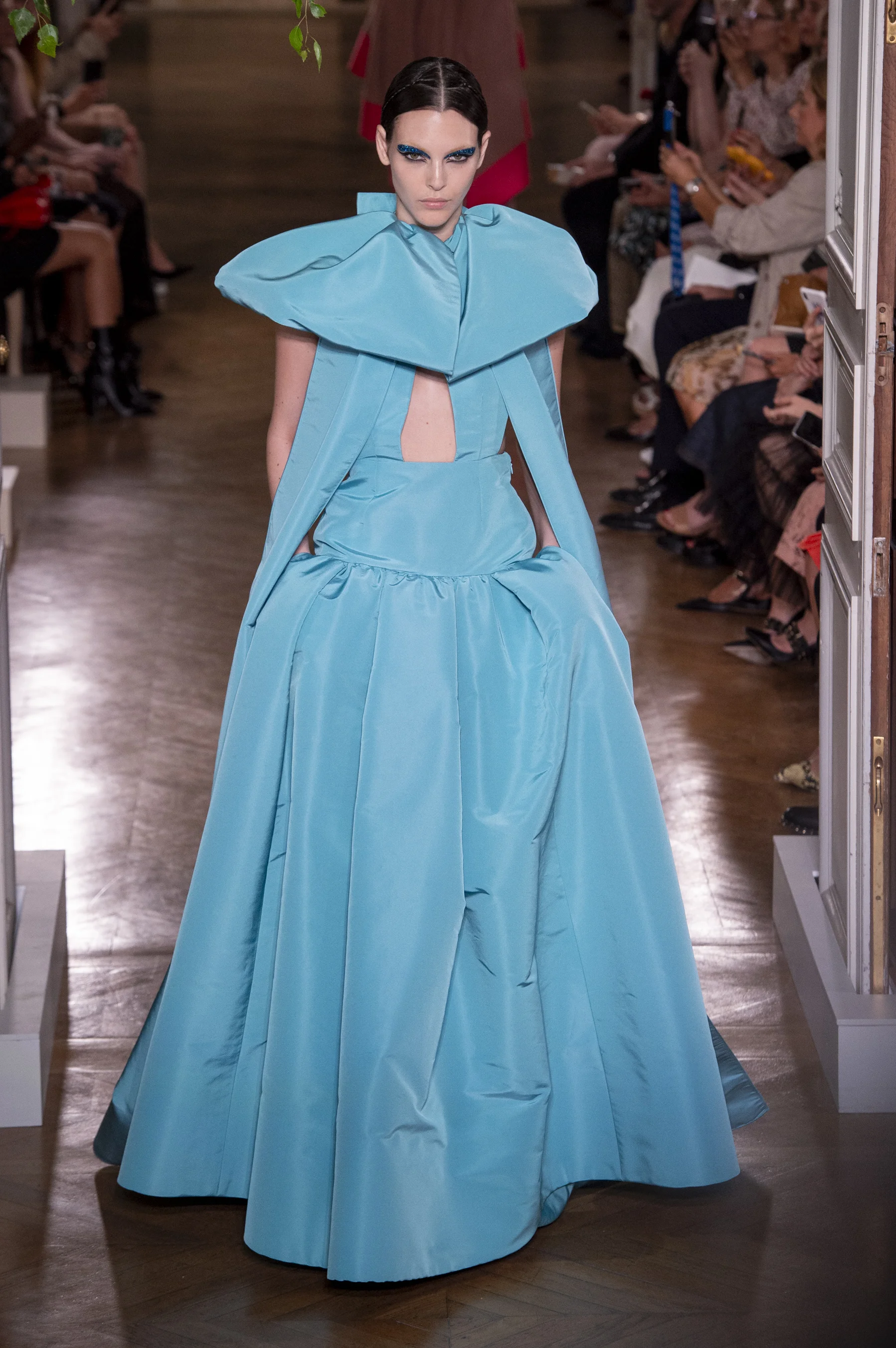 Valentino HC RF19 3741.jpg