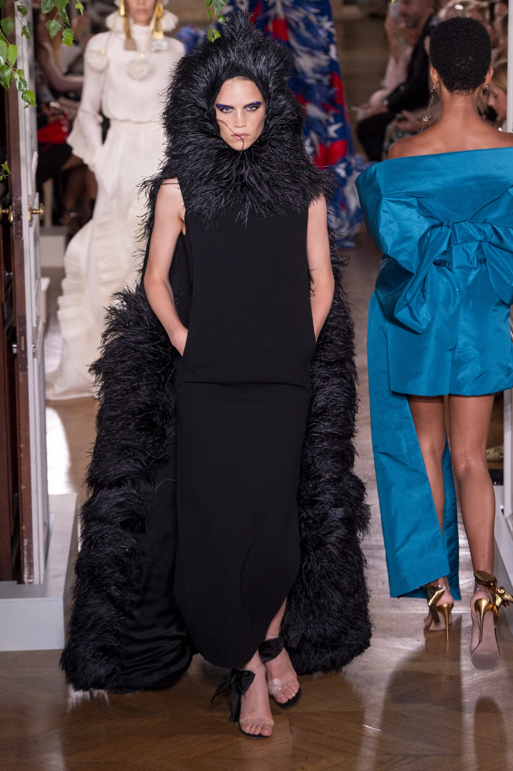 Valentino HC RF19 3939.jpg