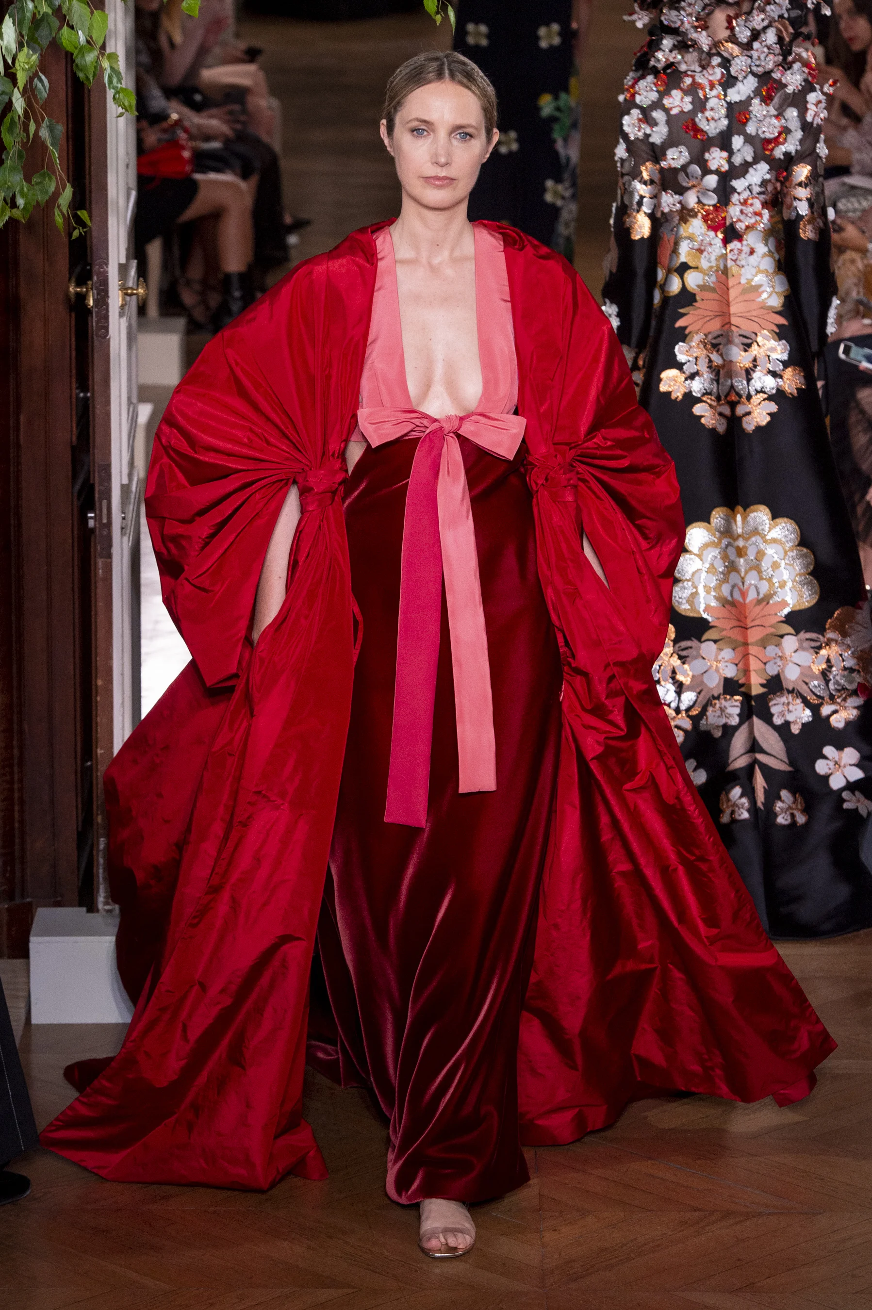 Valentino HC RF19 4029.jpg
