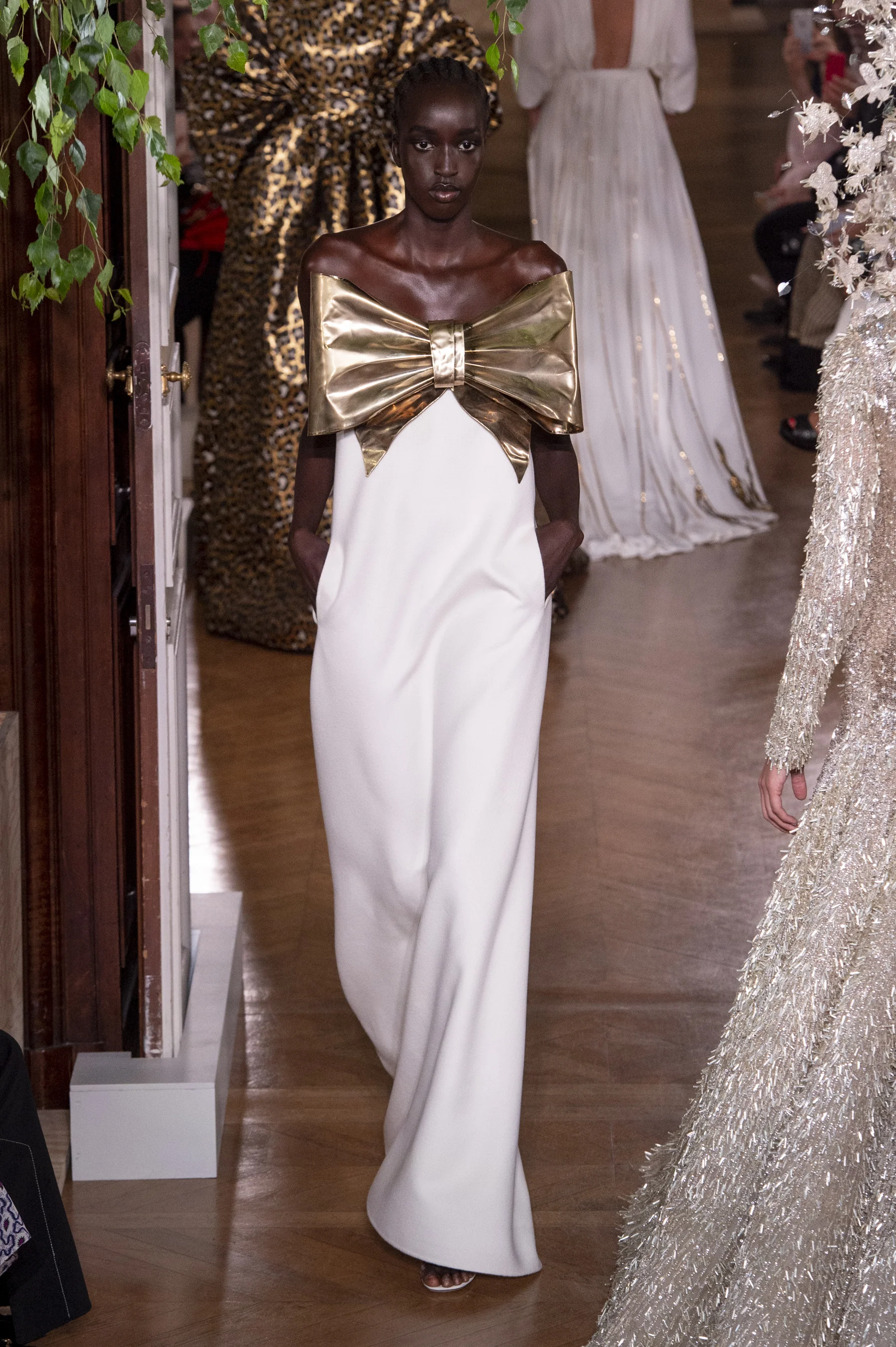 Valentino HC RF19 4186.jpg