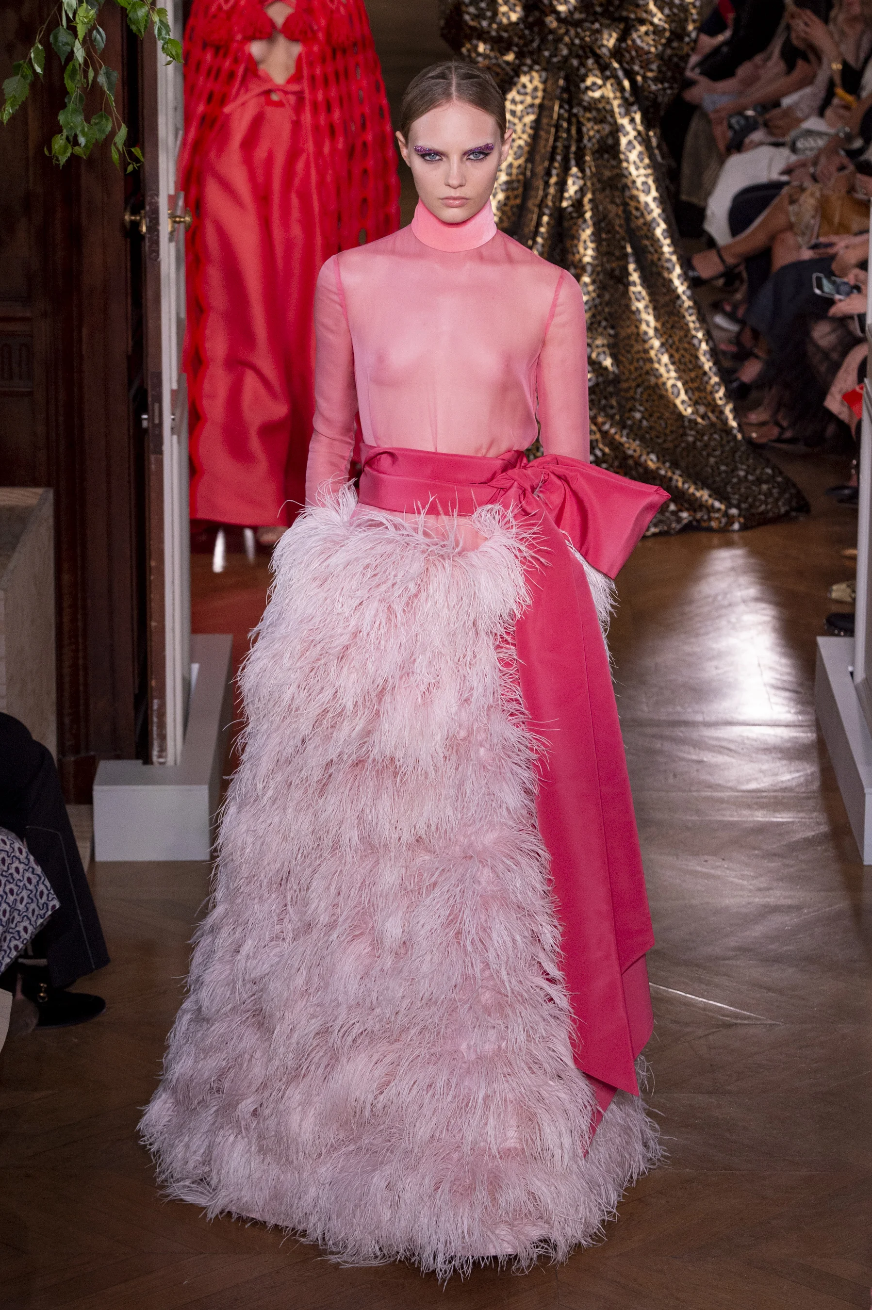 Valentino HC RF19 4228.jpg