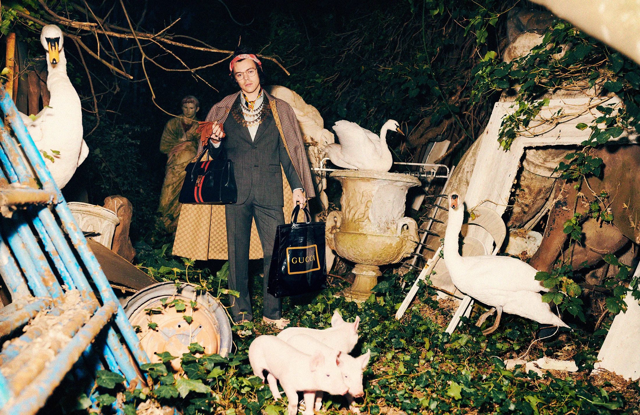 gucci_pre-fall_2019_mens_tailoring_campaign4.jpg
