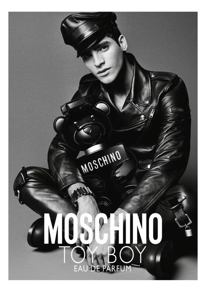 moschino_toy_boy_fragrance_summer_2019_campaign2.jpeg