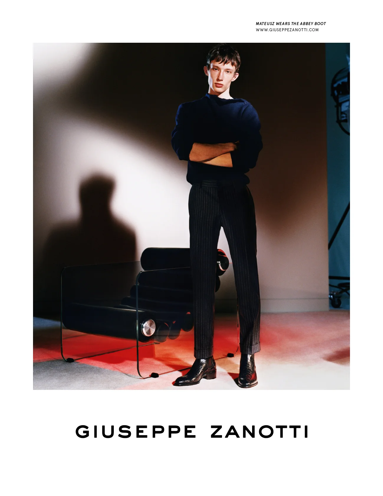 giuseppe_zanotti_fall_2019_campaign3.jpg