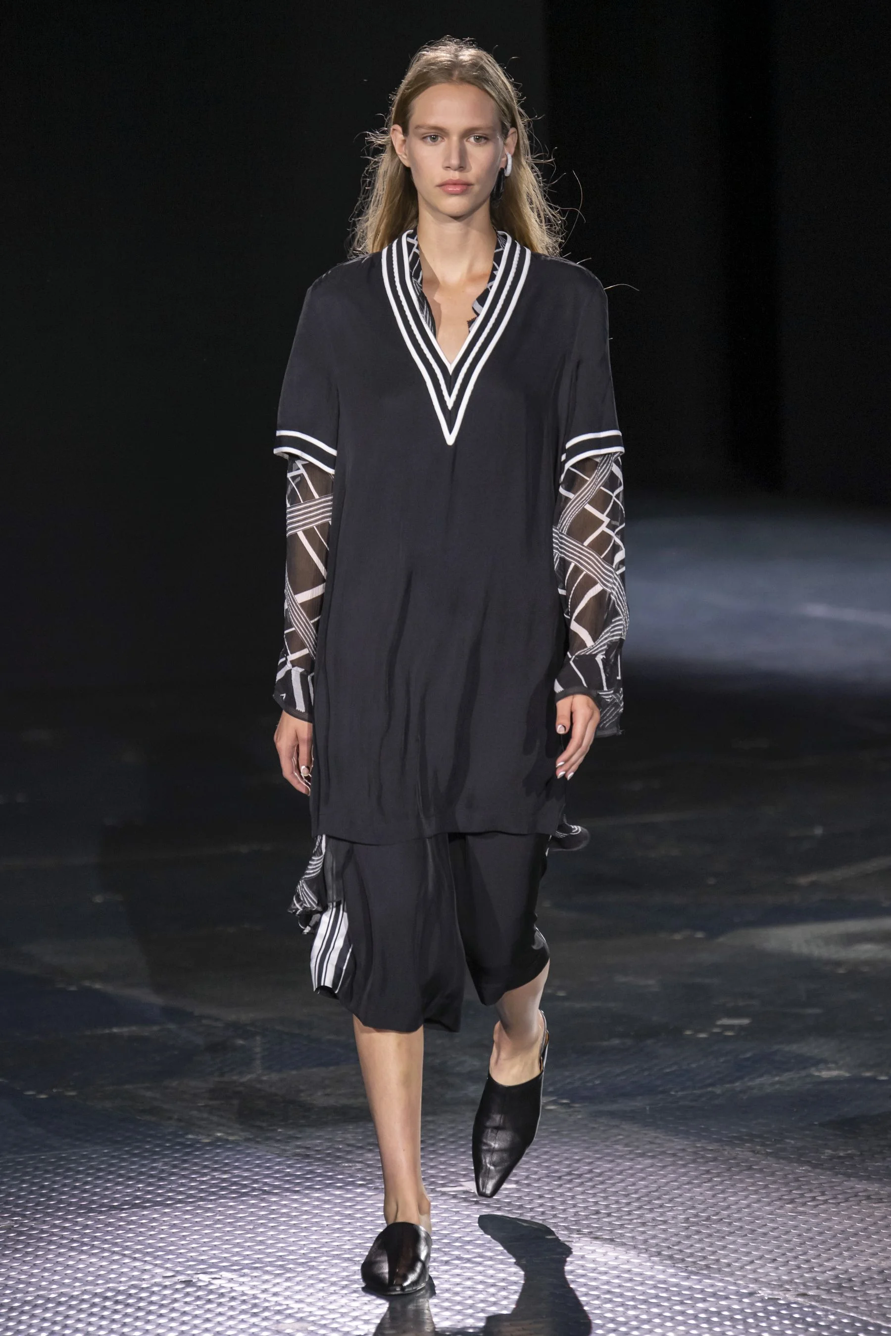 Rag and Bone RS20 0209.jpg