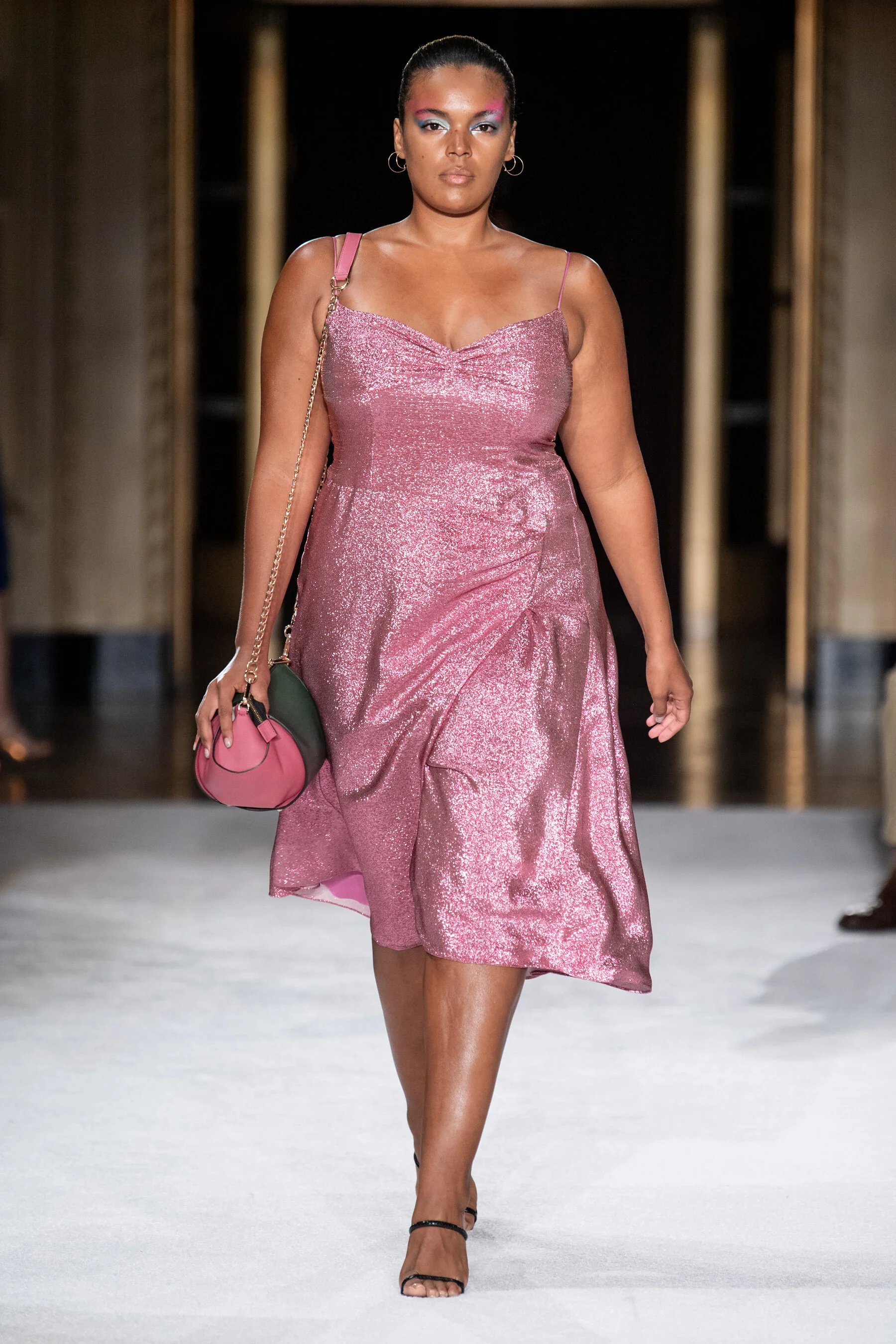 Siriano RS20 0704.jpg