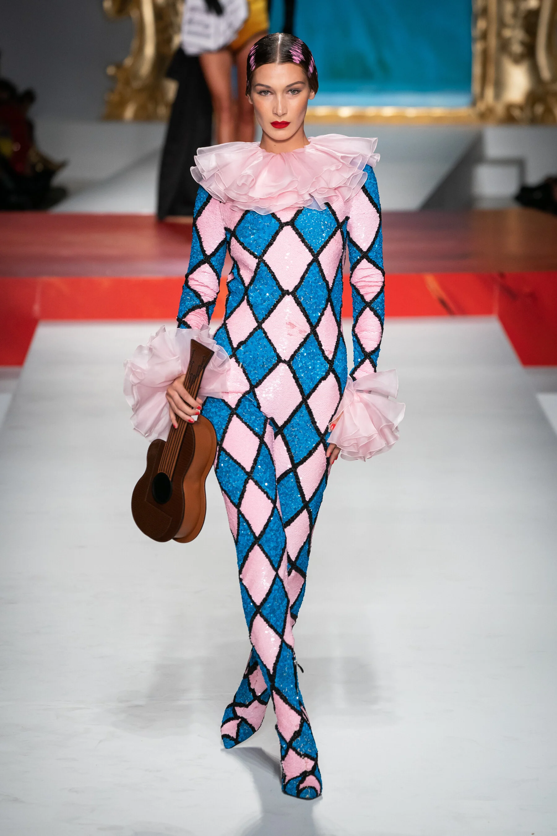 Moschino RS20 0668.jpg