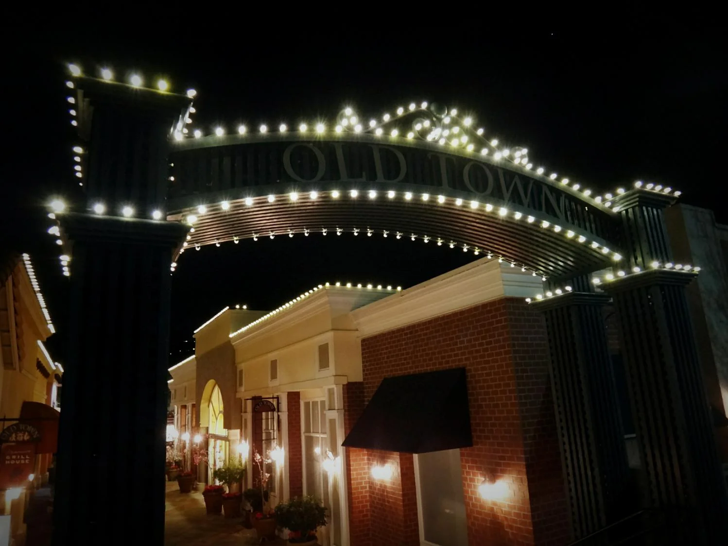Custom Sign Lighting