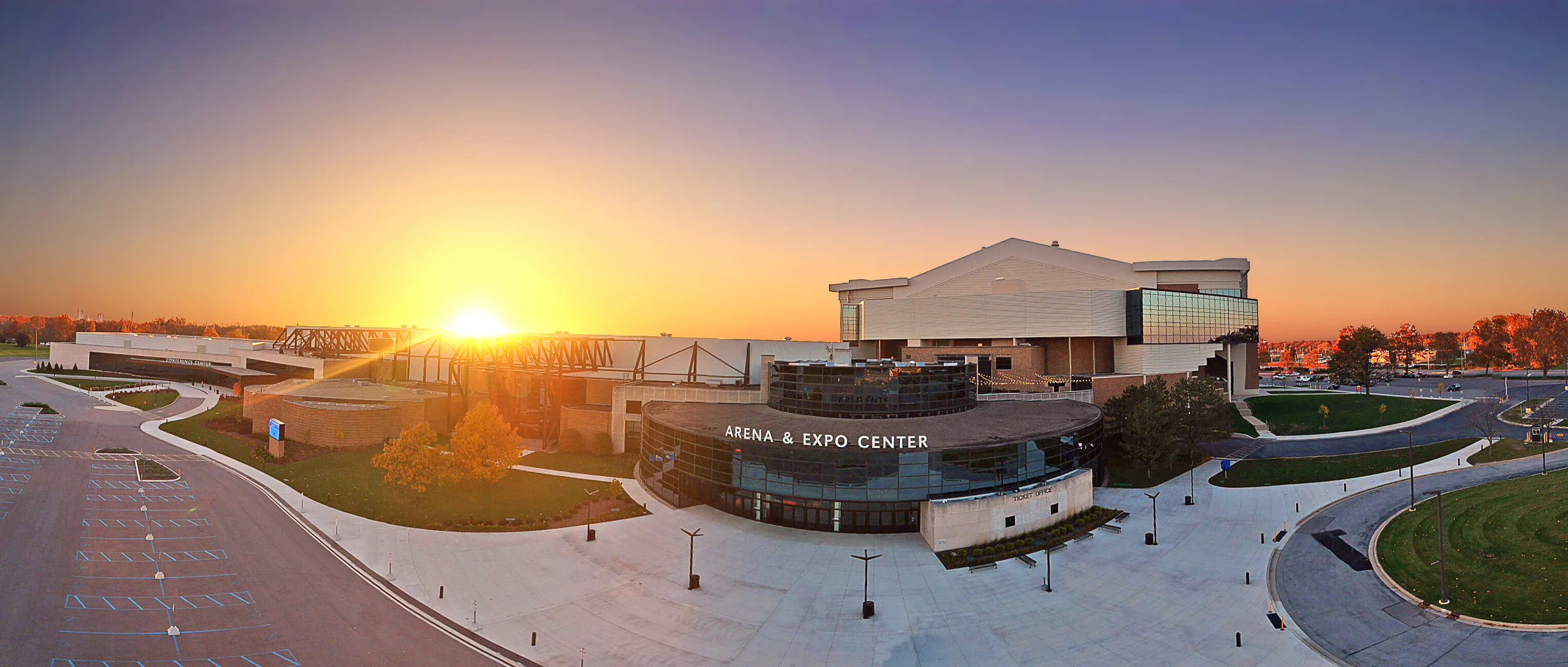 2017 War Memorial Coliseum 2 cleanup.jpg