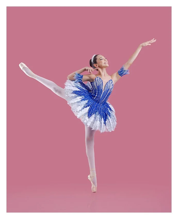 larissa2.jpg