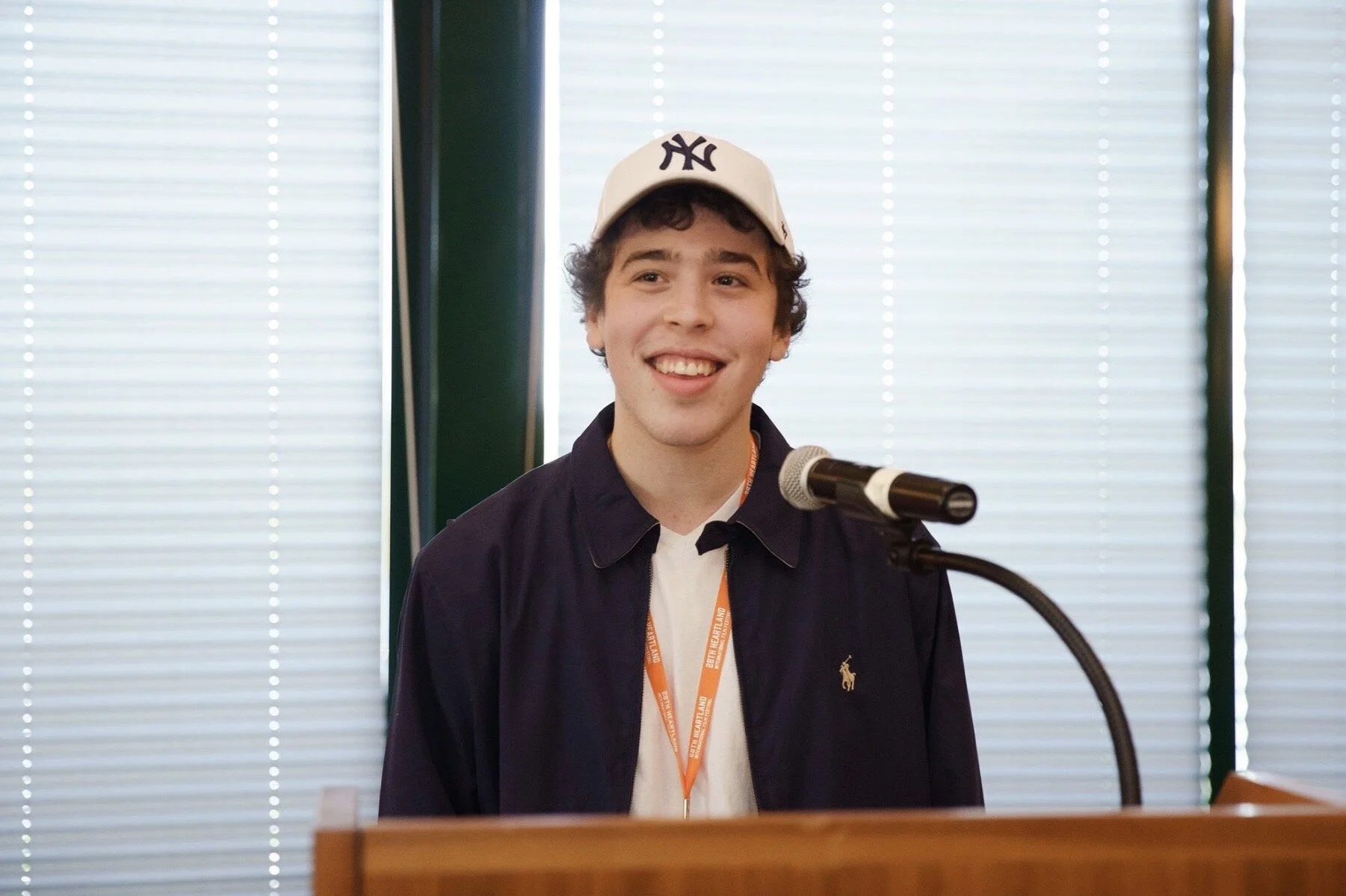 Ashton Accepting His Heartland Award