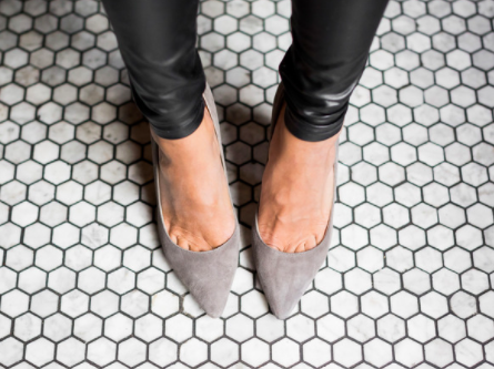 THE PODIATRISTS SECRETS TO HIGH HEEL COMFORT