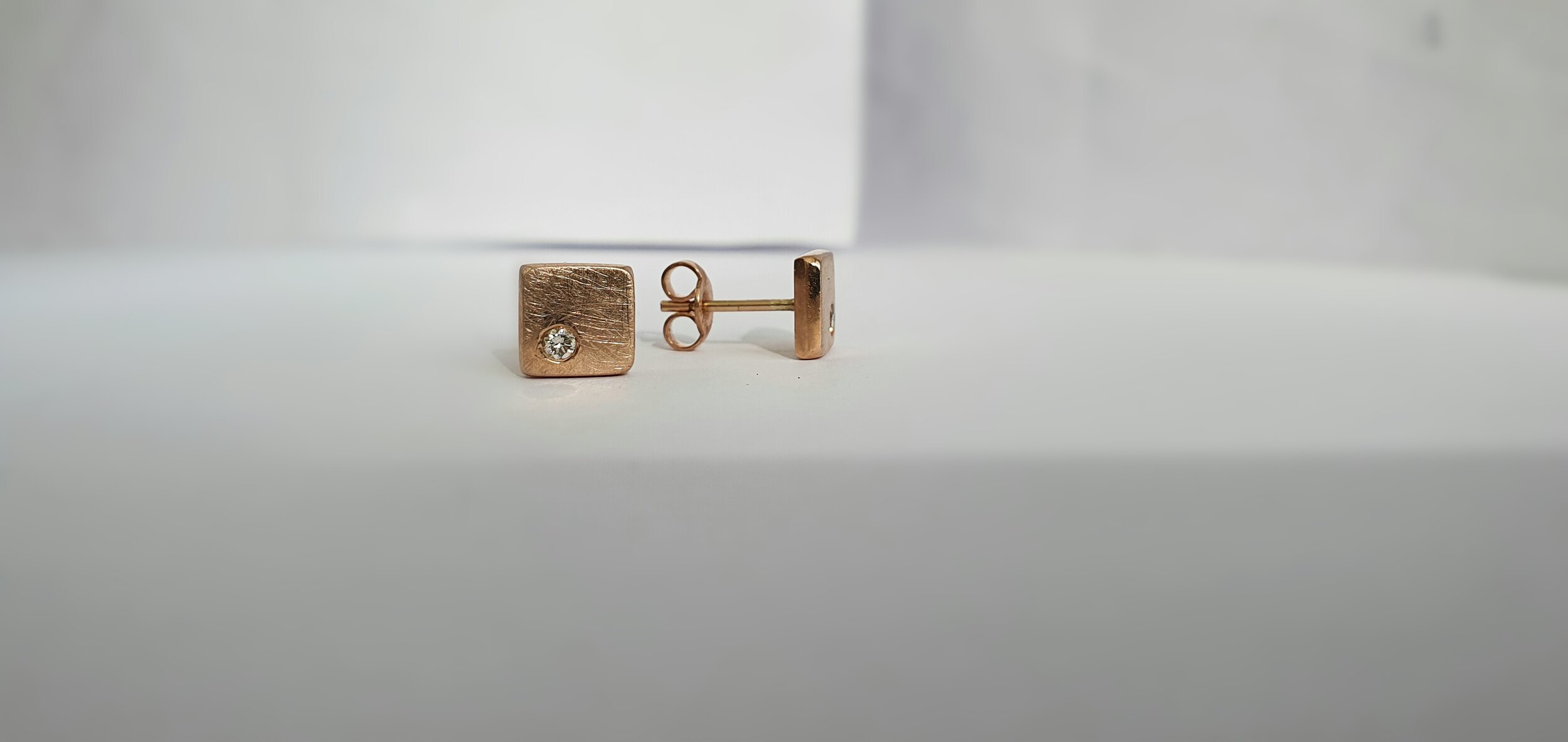 9k-rose-gold-square-diamond-studd-earrings.jpeg