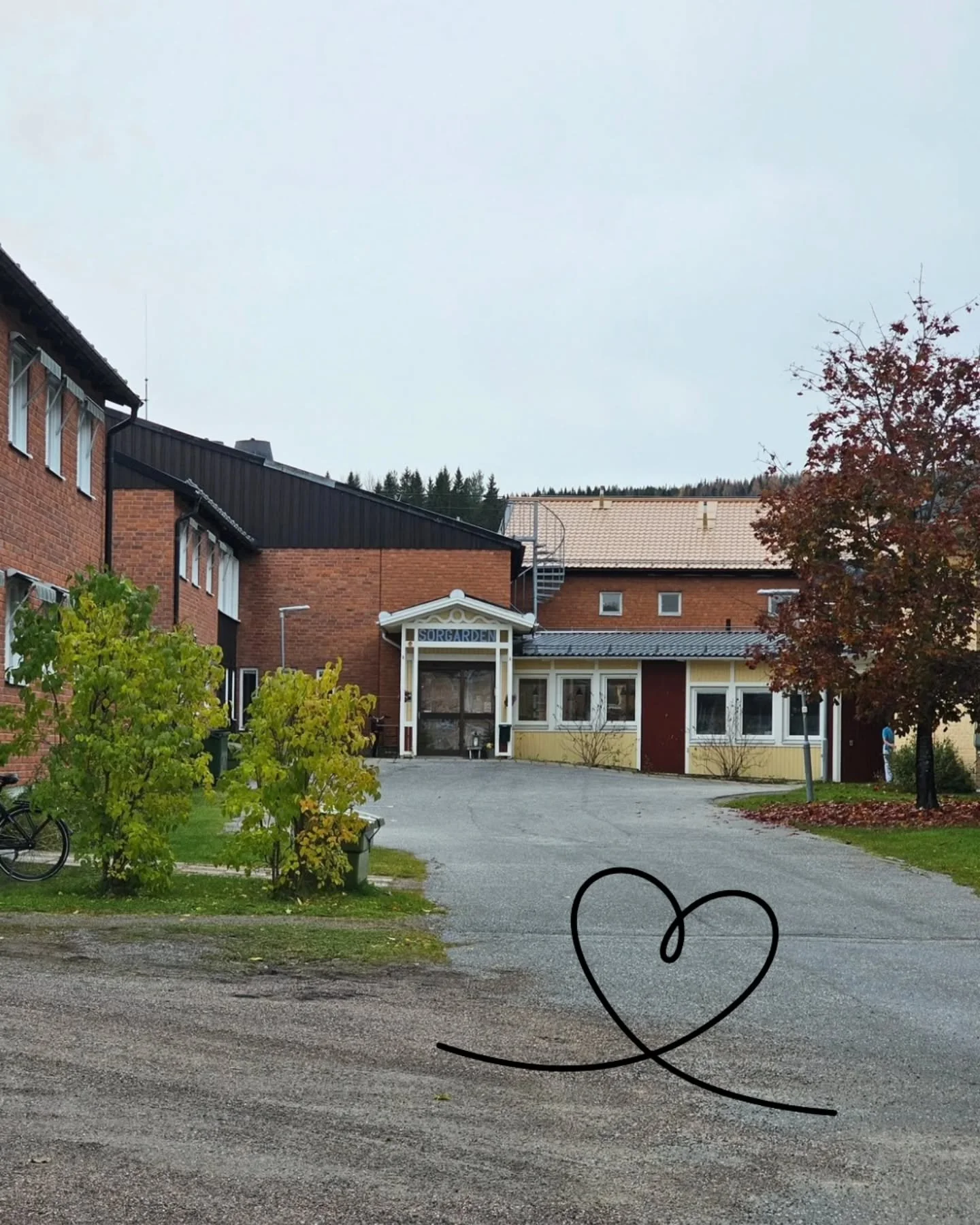 &Auml;LDREOMSORGEN I ANUNDSJ&Ouml;

Nu har PRO, SPF och Bygdsam Anundsj&ouml; genomf&ouml;rt samtal med f&ouml;ljande partier:

Norrlandspartiet
Socialdemokraterna
Centerpartiet
Kristdemokraterna
Moderaterna
V&auml;nsterpartiet.

Vi har samtalat om n